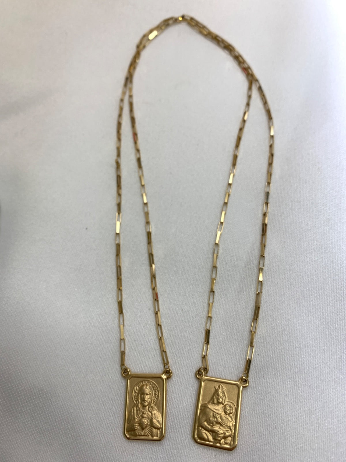 18K Yellow Gold Chain