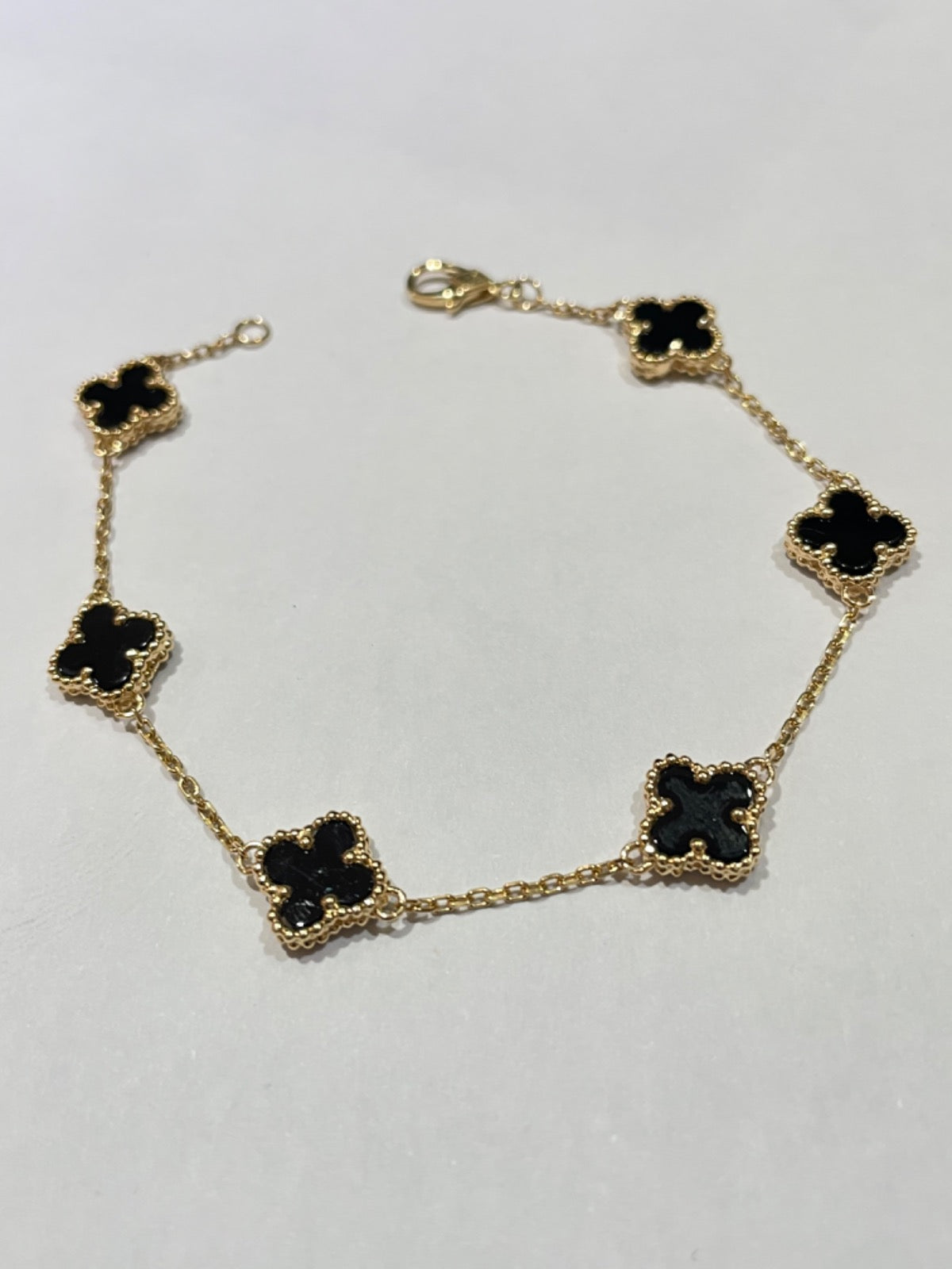18K Yellow Gold Bracelet with Onyx