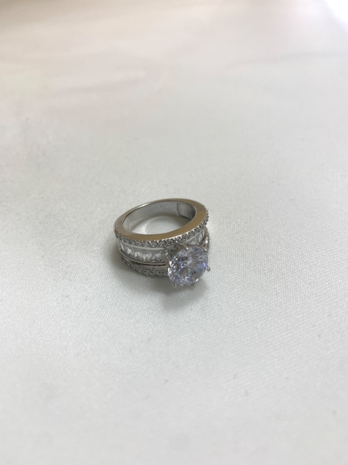 White Silver Ring with CZ