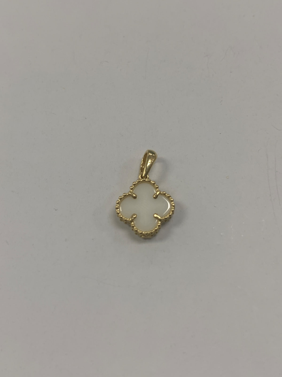 14K Yellow Gold Clover Pendant