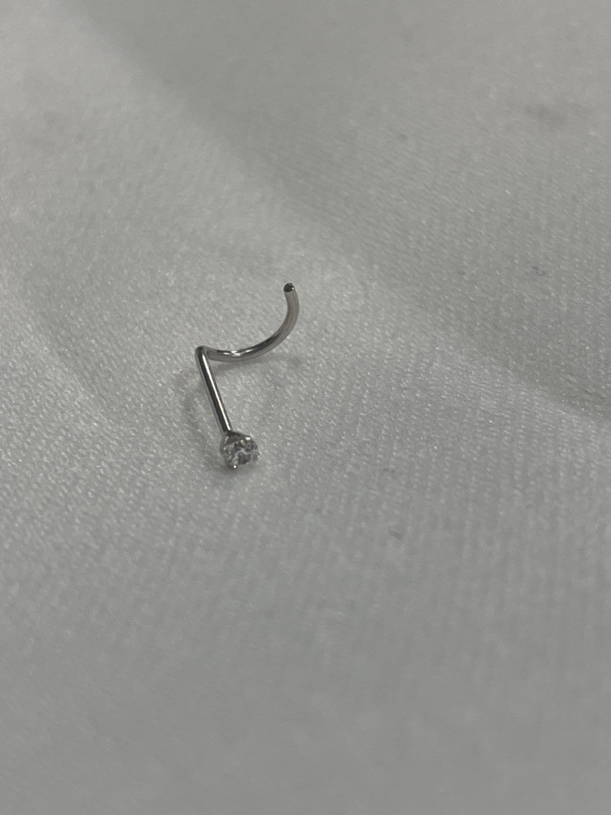18K White Gold Nose Piercing with CZ