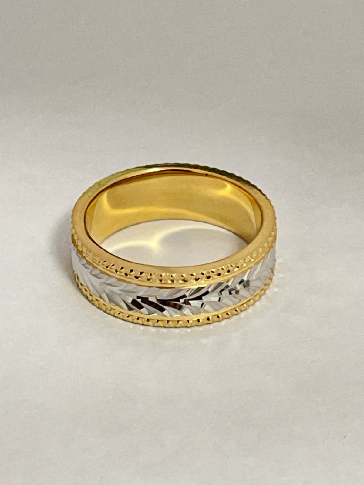 18K Two-Tone Gold Diamond Cut Wedding Band