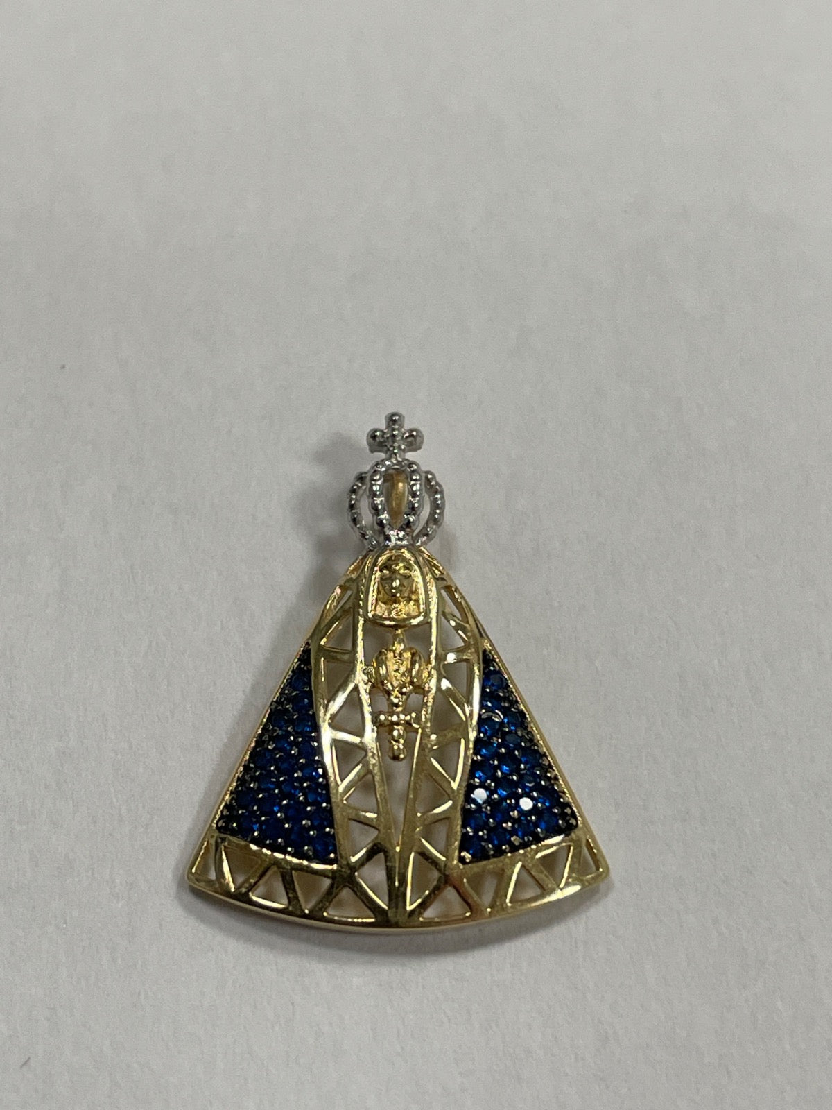 18K Yellow Gold Pendant with CZ