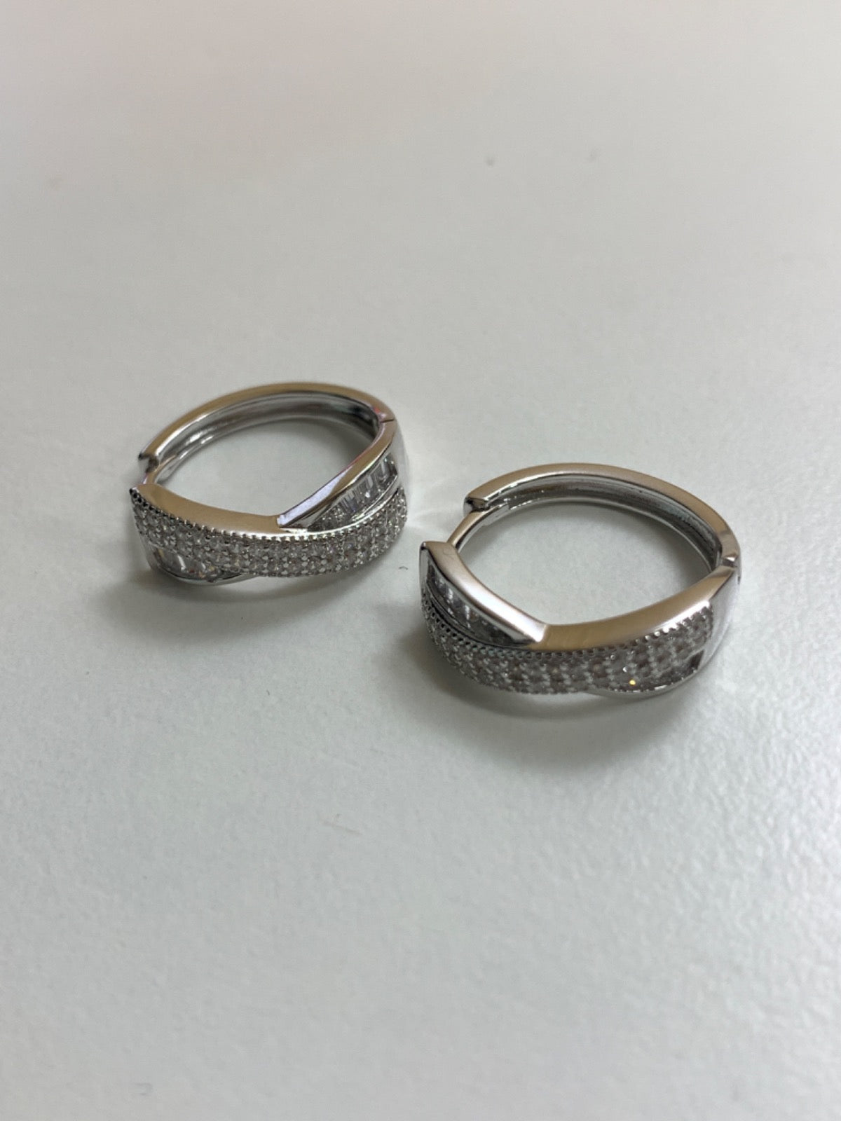 White Silver Earring with CZ