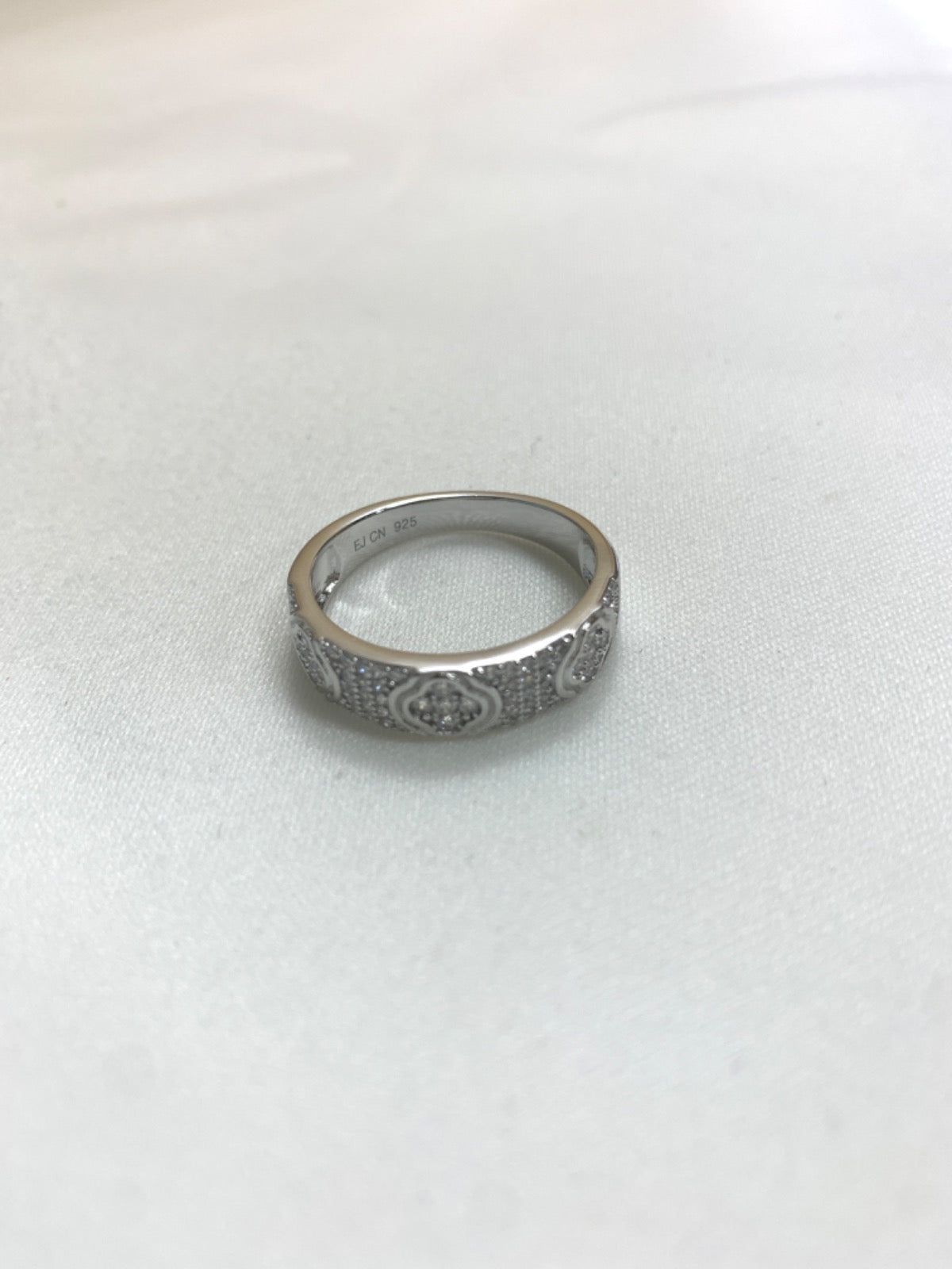 White Silver Ring with CZ