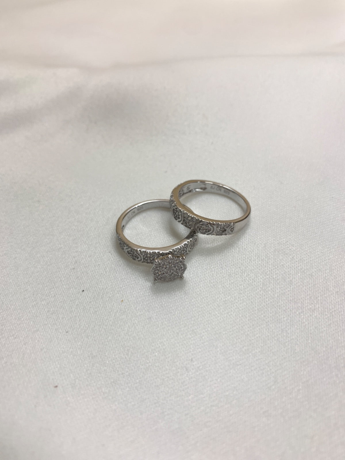 White Silver Ring with CZ
