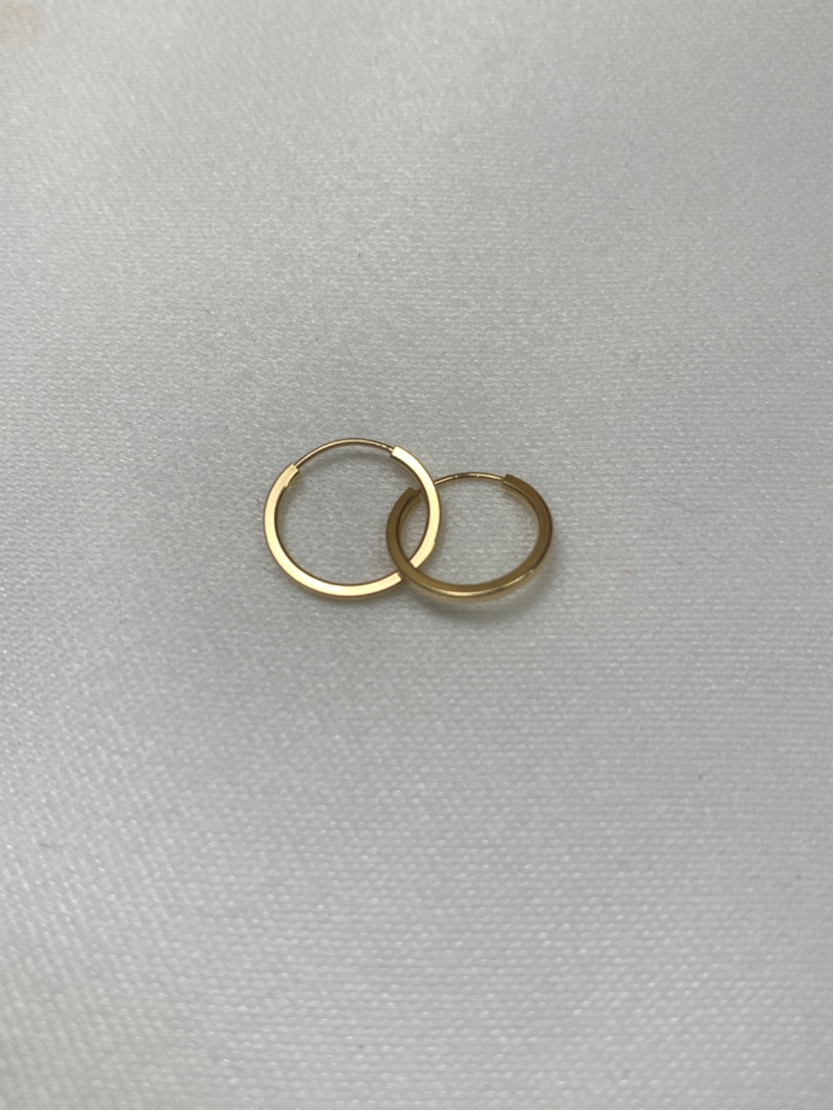18K Yellow Gold Earring