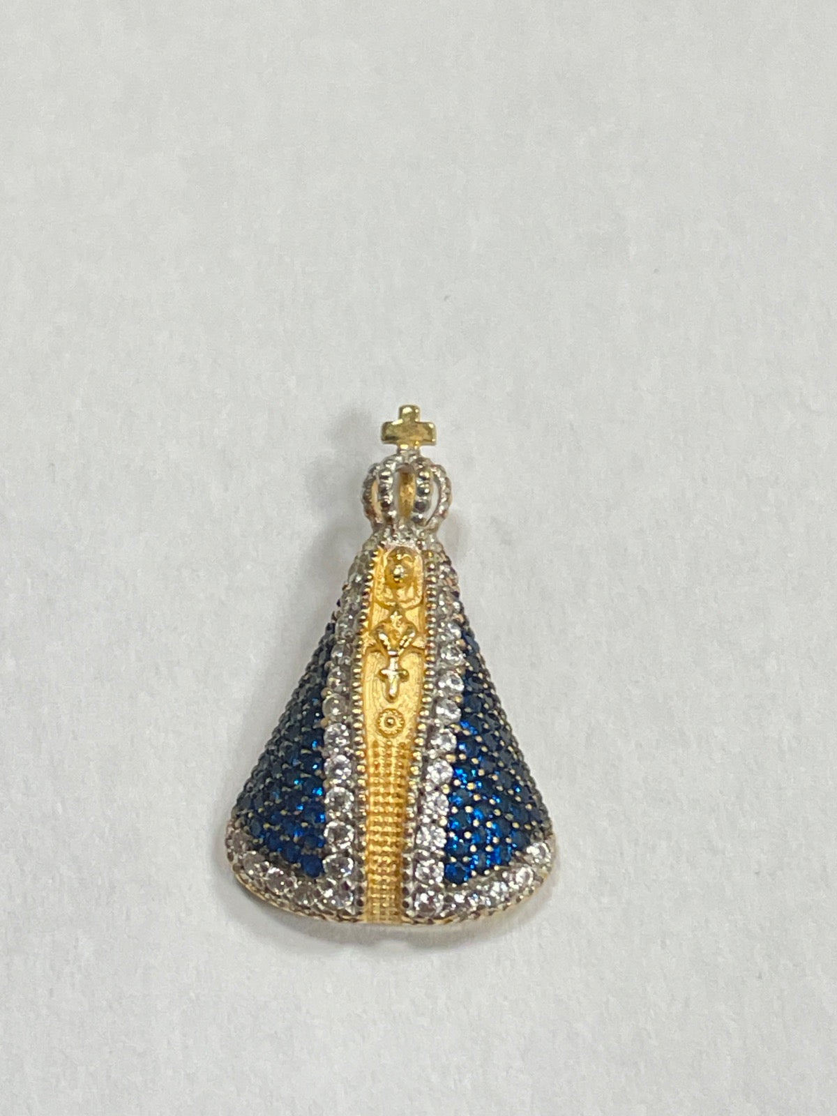 18K Yellow Gold Pendant with CZ