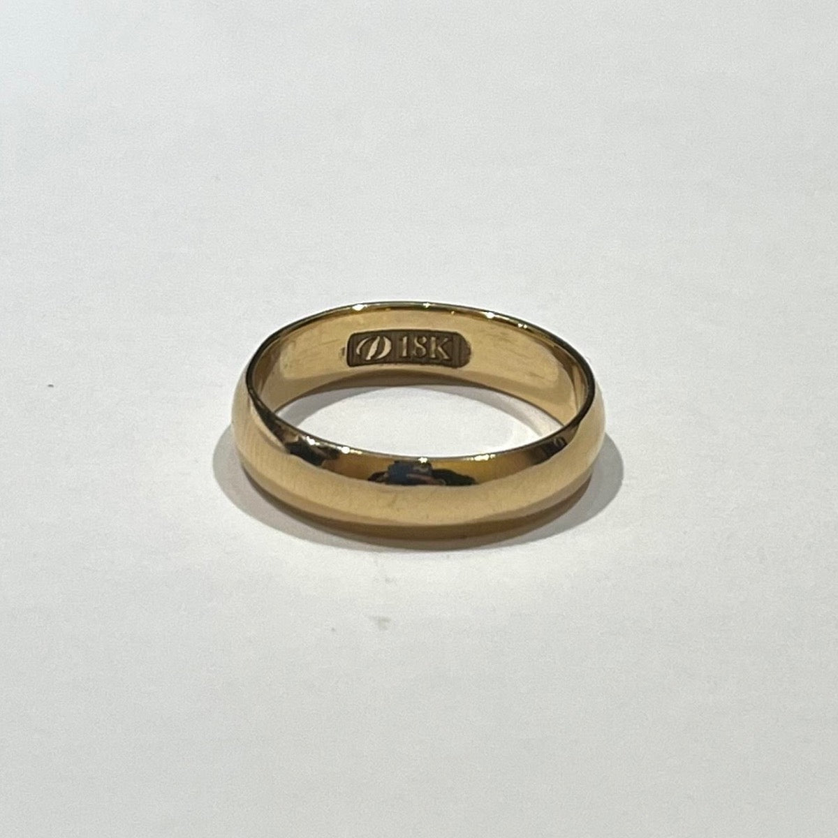 18K Yellow Gold Wedding Band