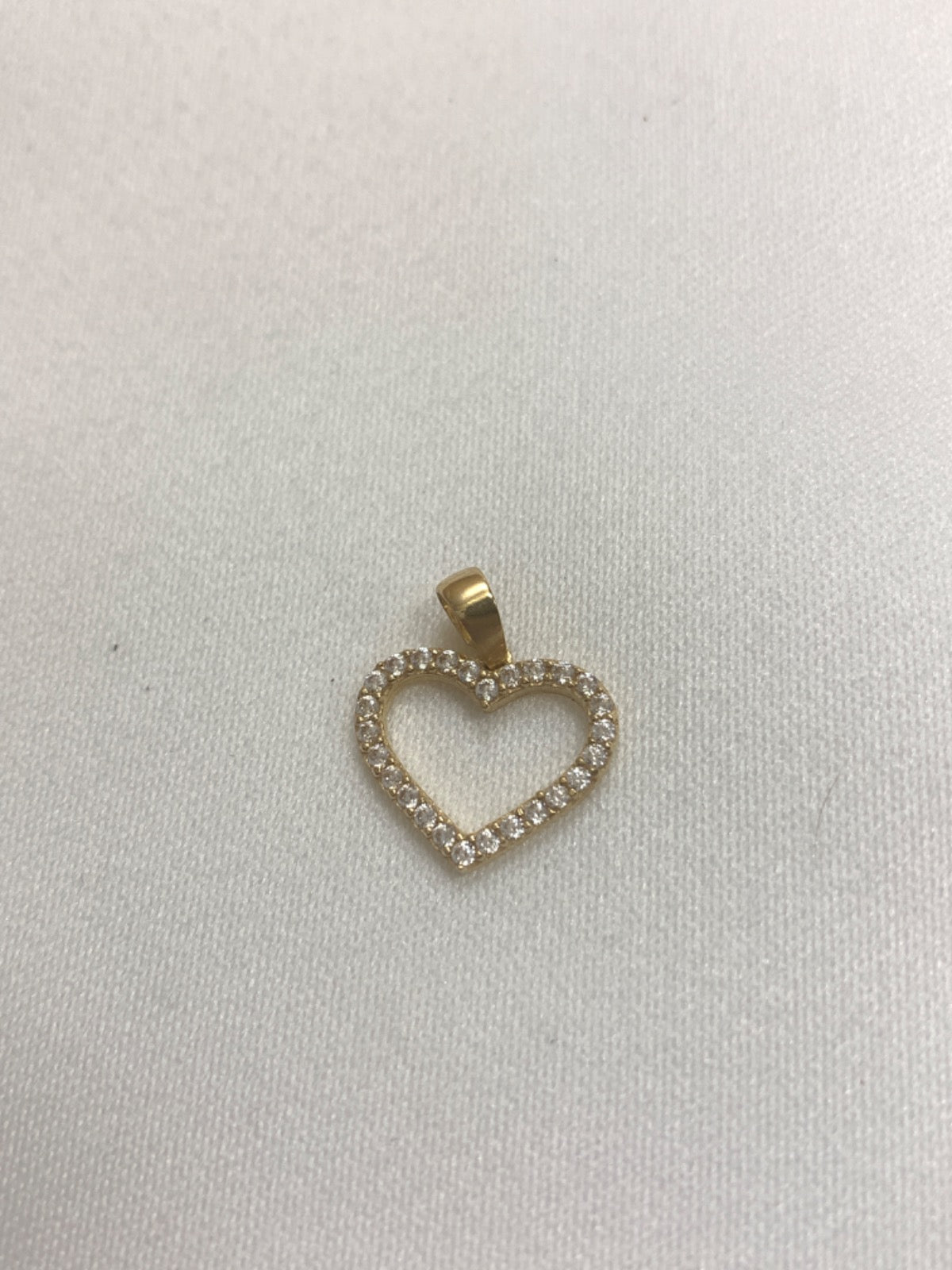 18K Yellow Gold Pendant