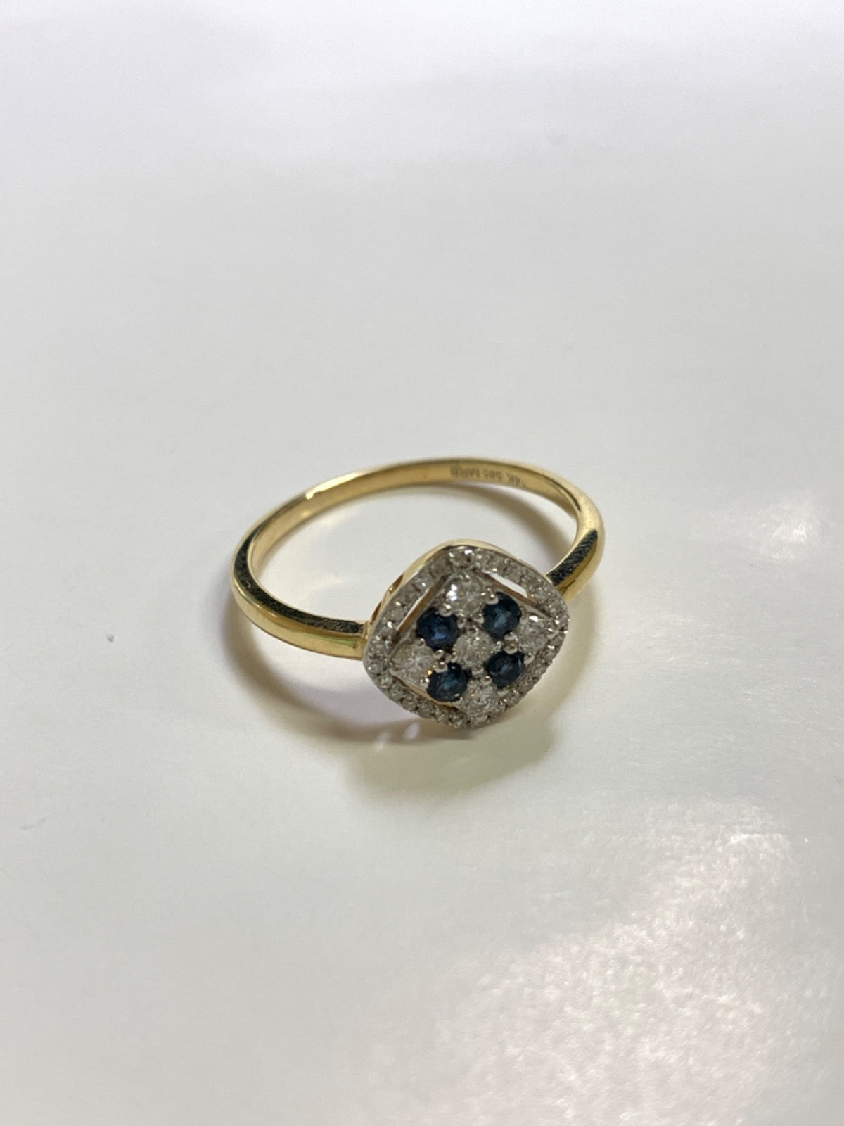 14K Yellow Gold Ring with Sapphire and Diamond
