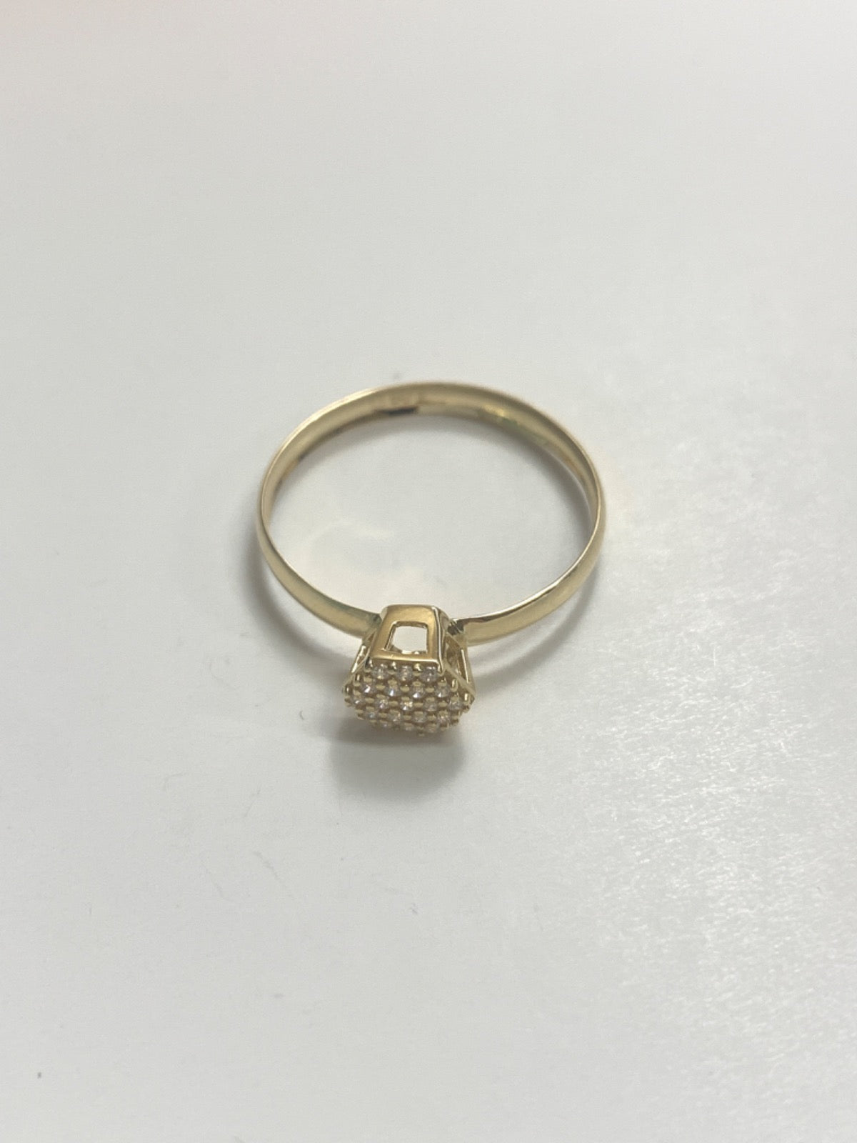 18K Yellow Gold Ring with CZ