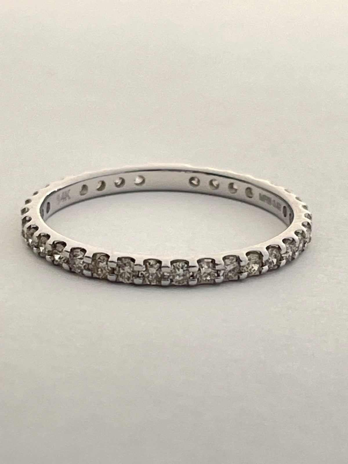 14K White Gold Wedding Band with Diamond