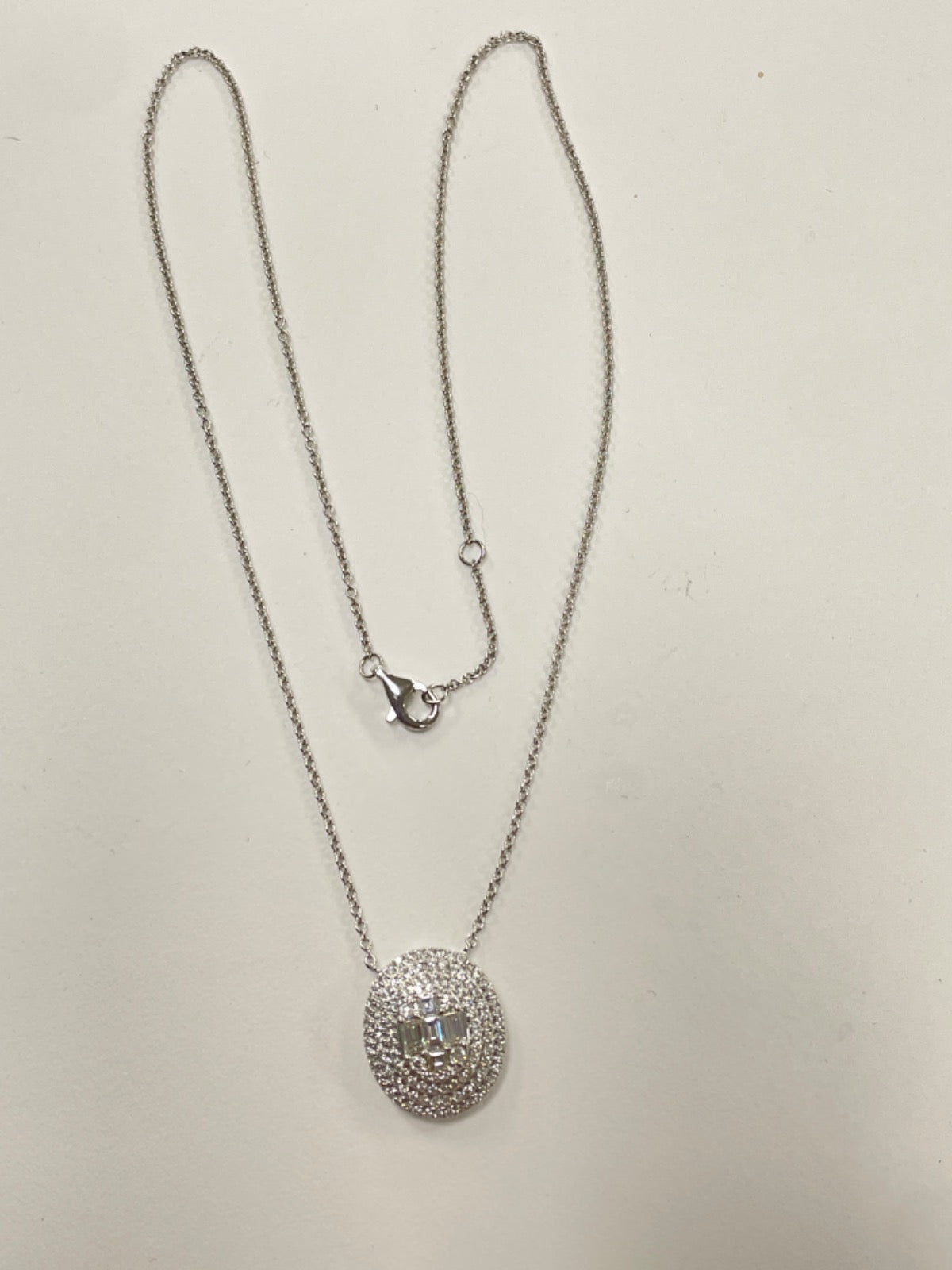 18K White Gold Charm Necklace Set with Diamond