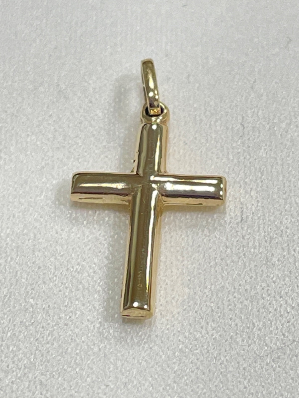 18K Yellow Gold Cross Pendant