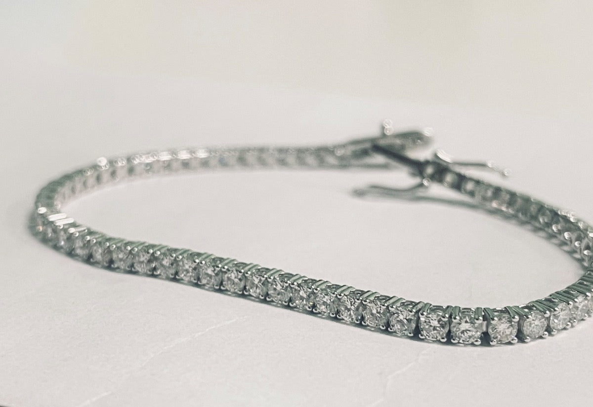 14K White Gold Tennis Bracelet with Lab Diamond