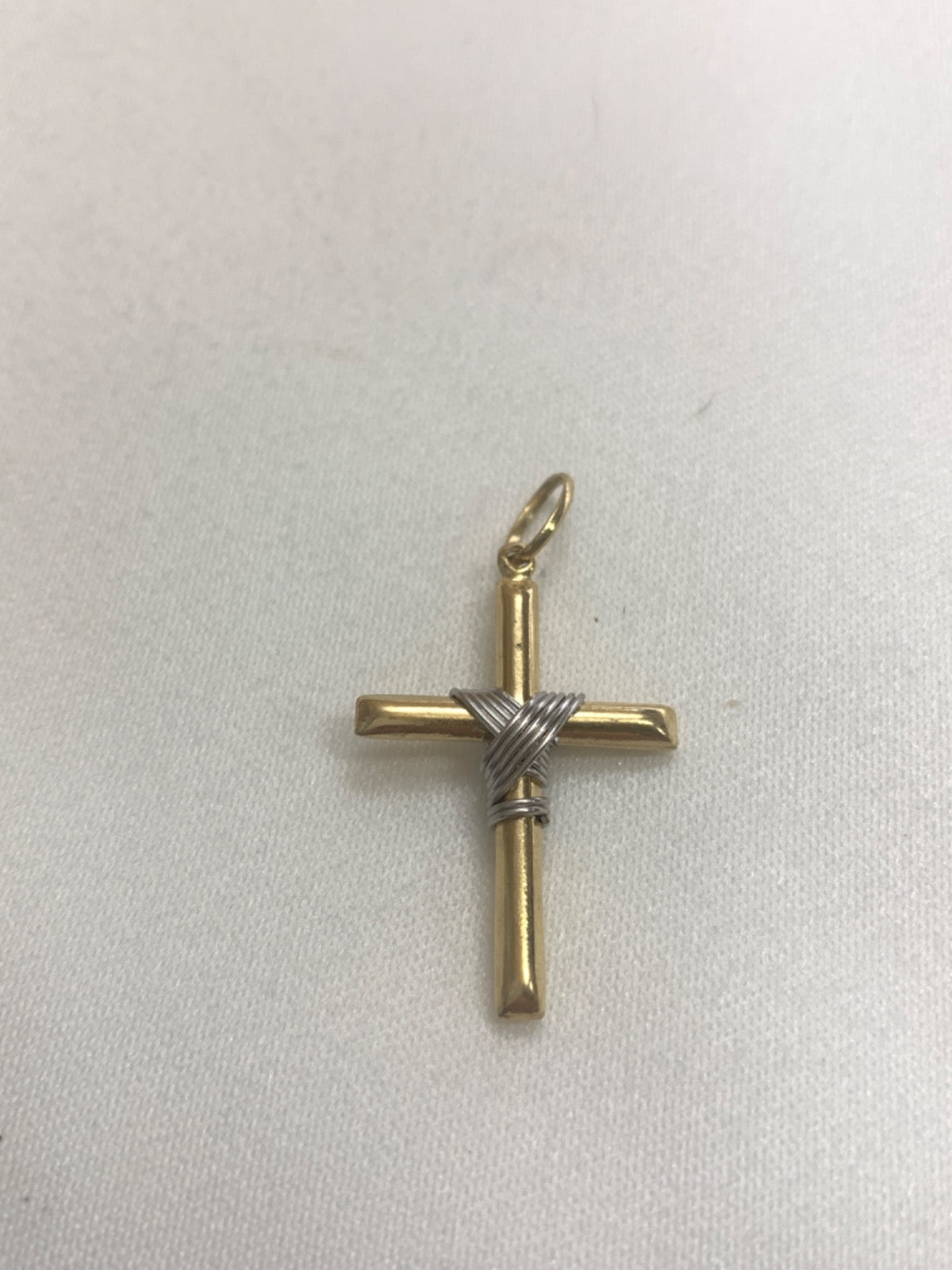 18K Yellow Gold Pendant