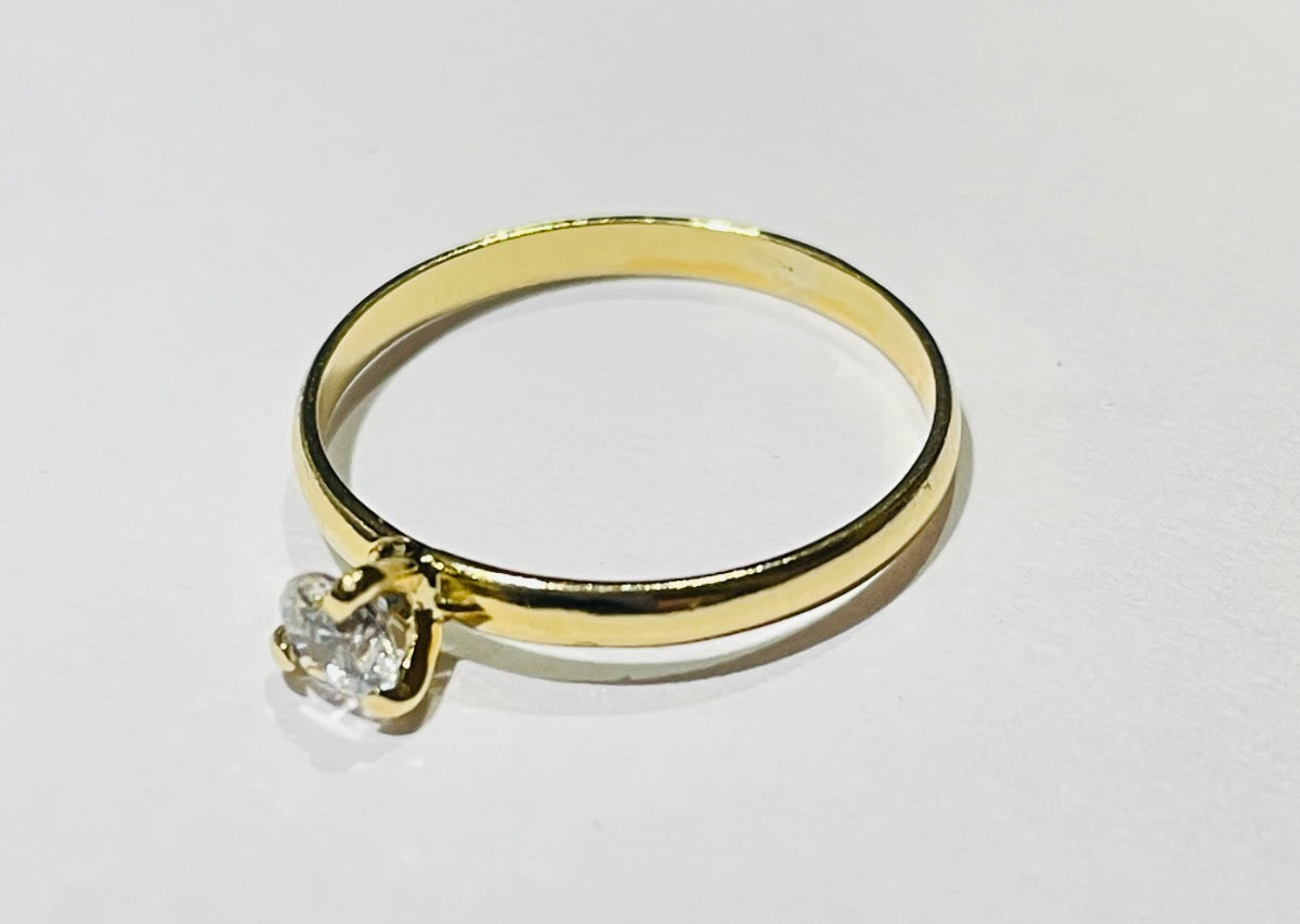 18K Yellow Gold Ring