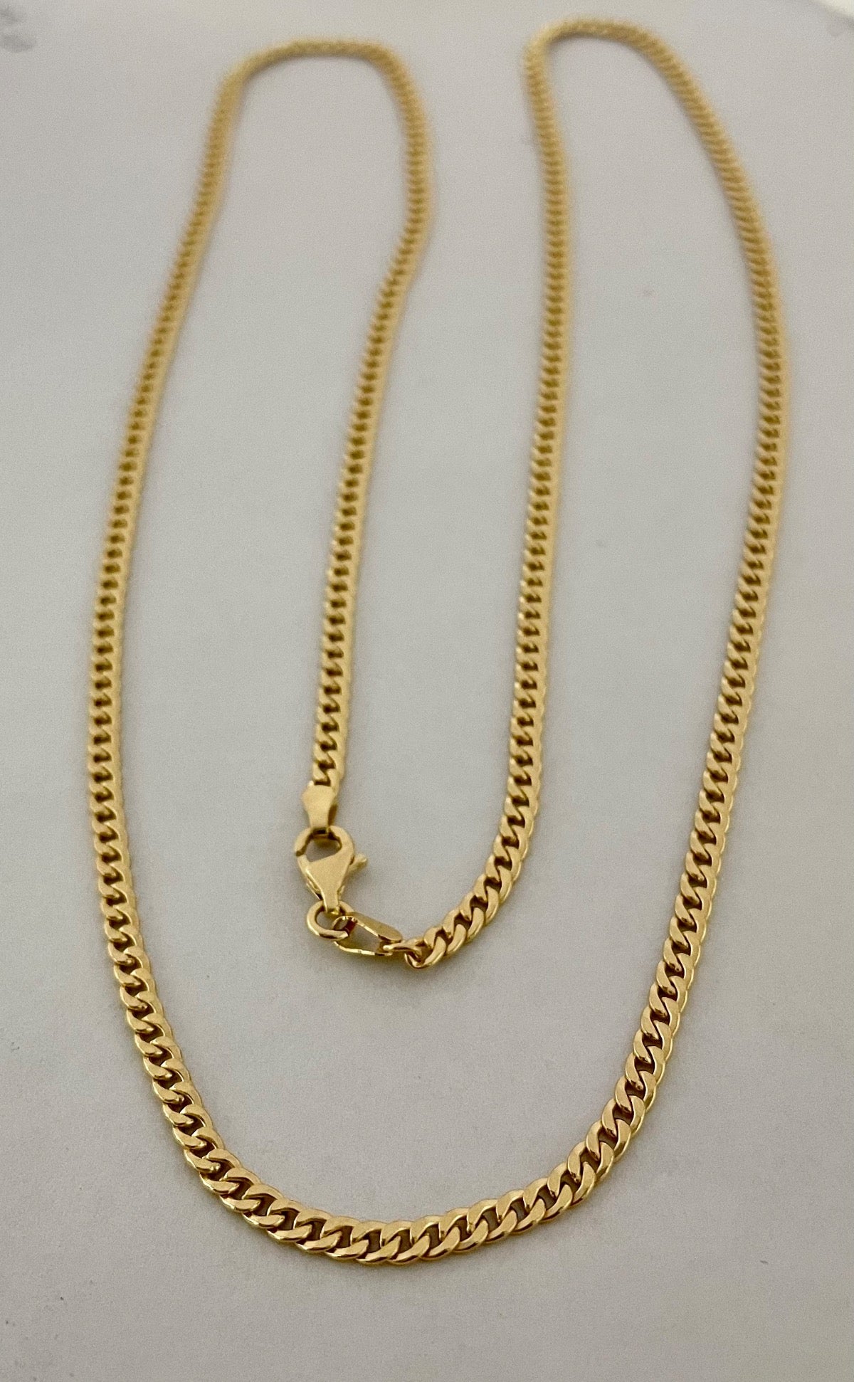 18K Yellow Gold Chain