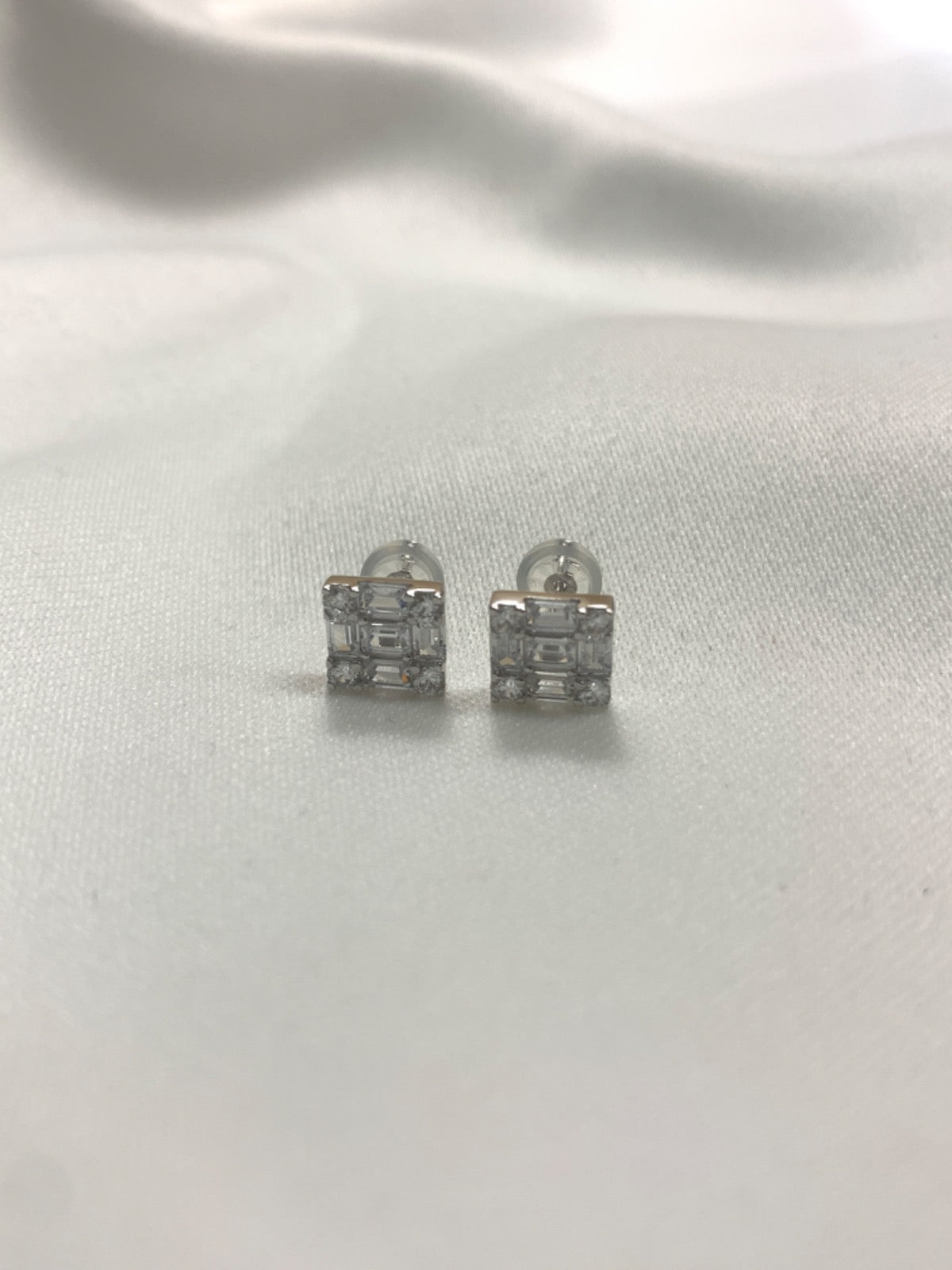 14K White Gold Earring with CZ