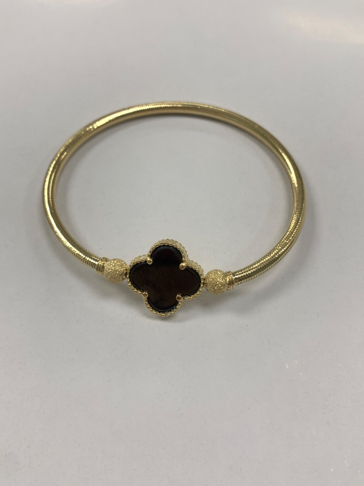 14K Yellow Gold Clover Bracelet with Onyx