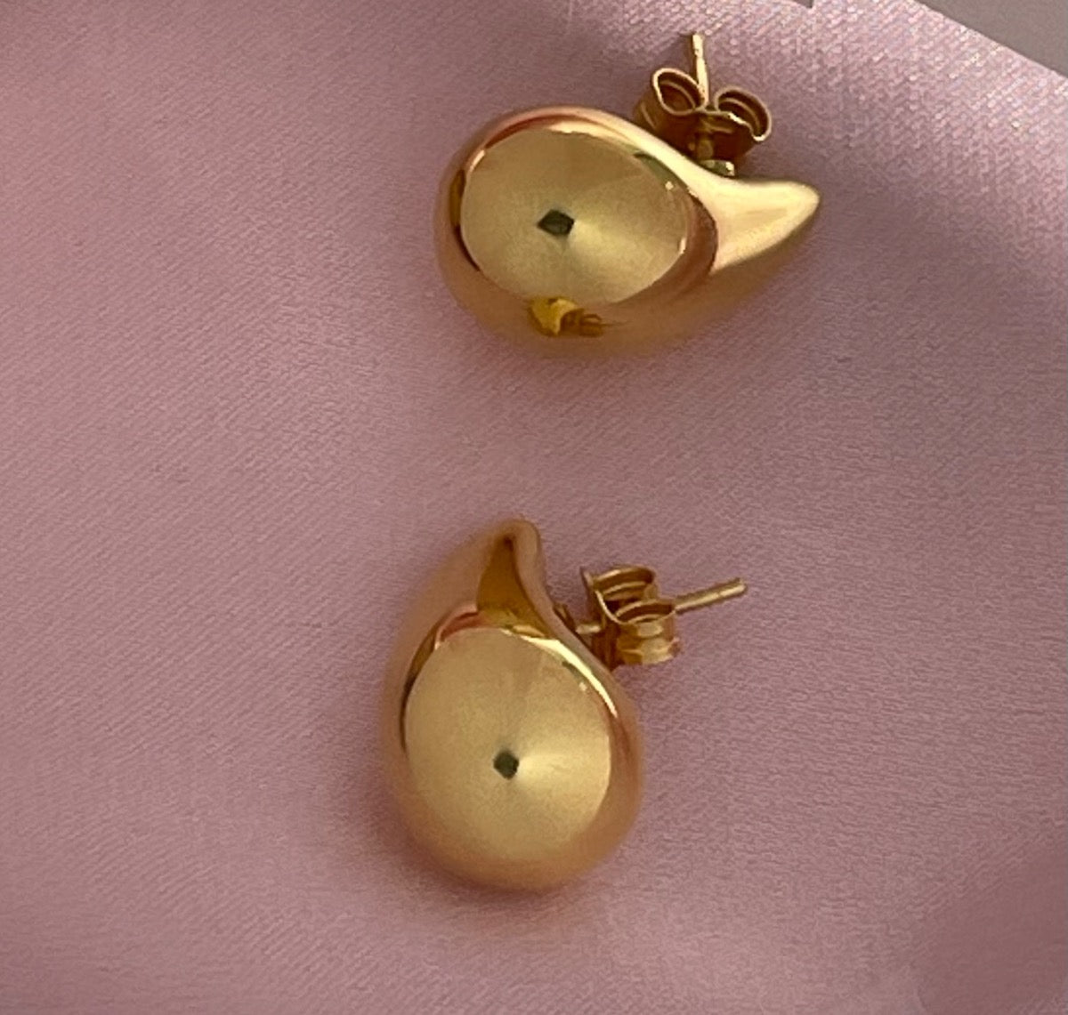 14K Yellow Gold Drop Earring