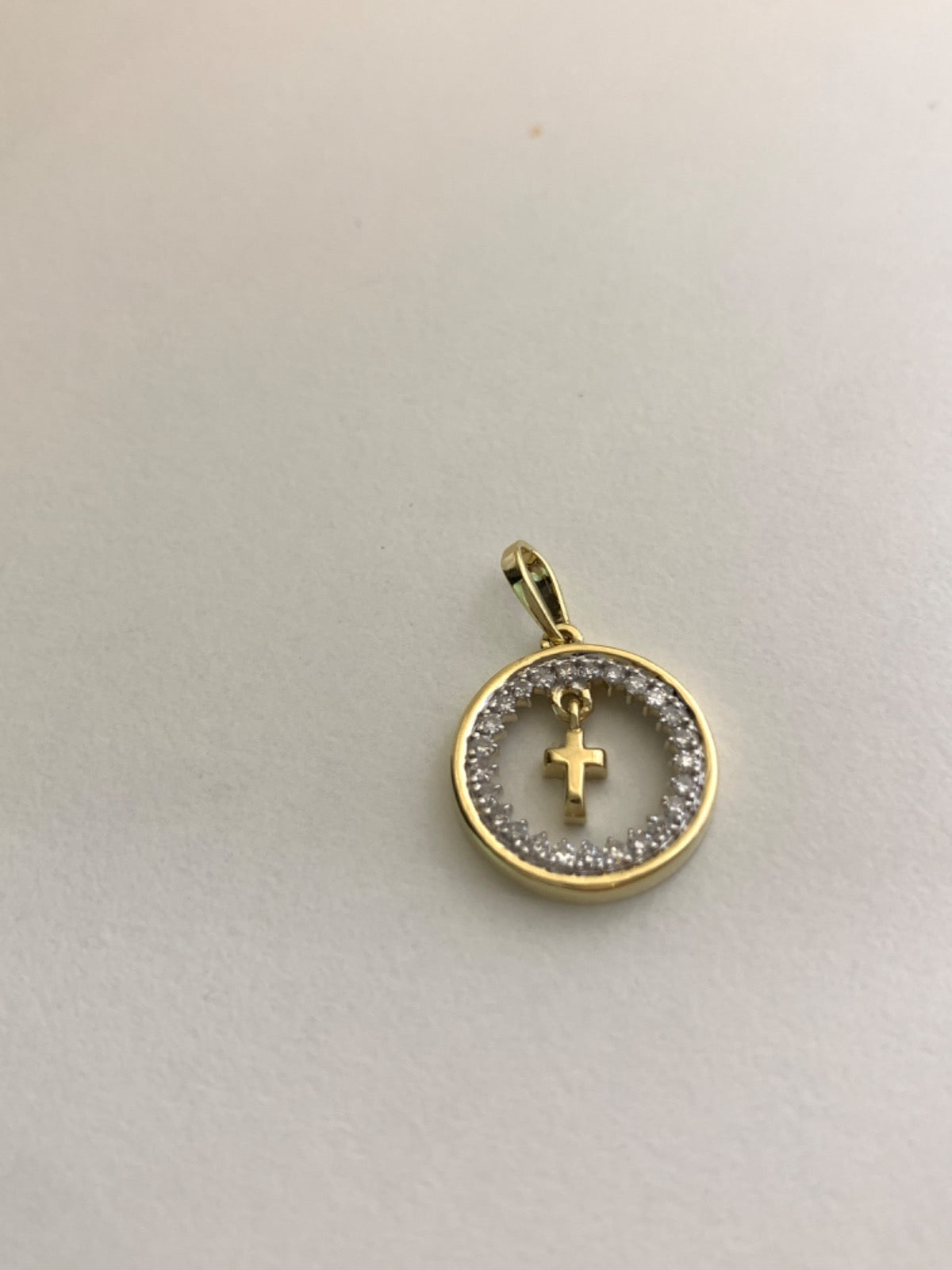 14K Yellow Gold Cross Pendant with Diamond