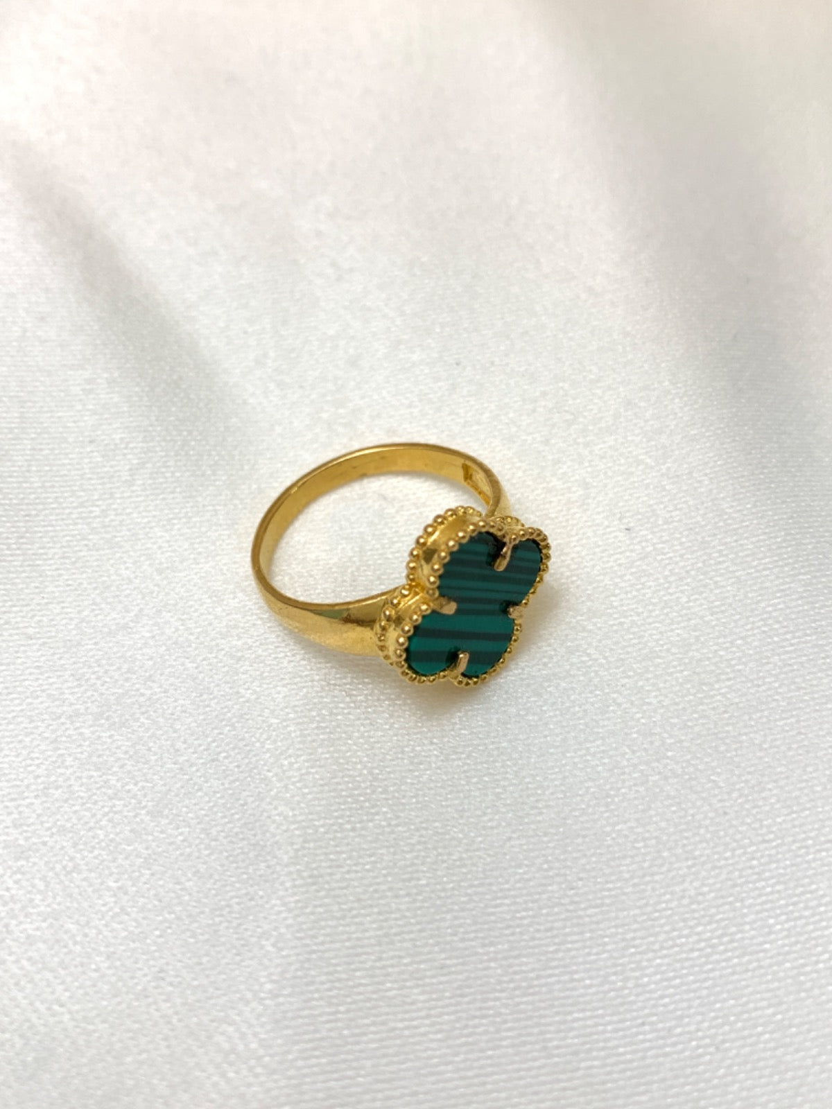 18K Yellow Gold Ring