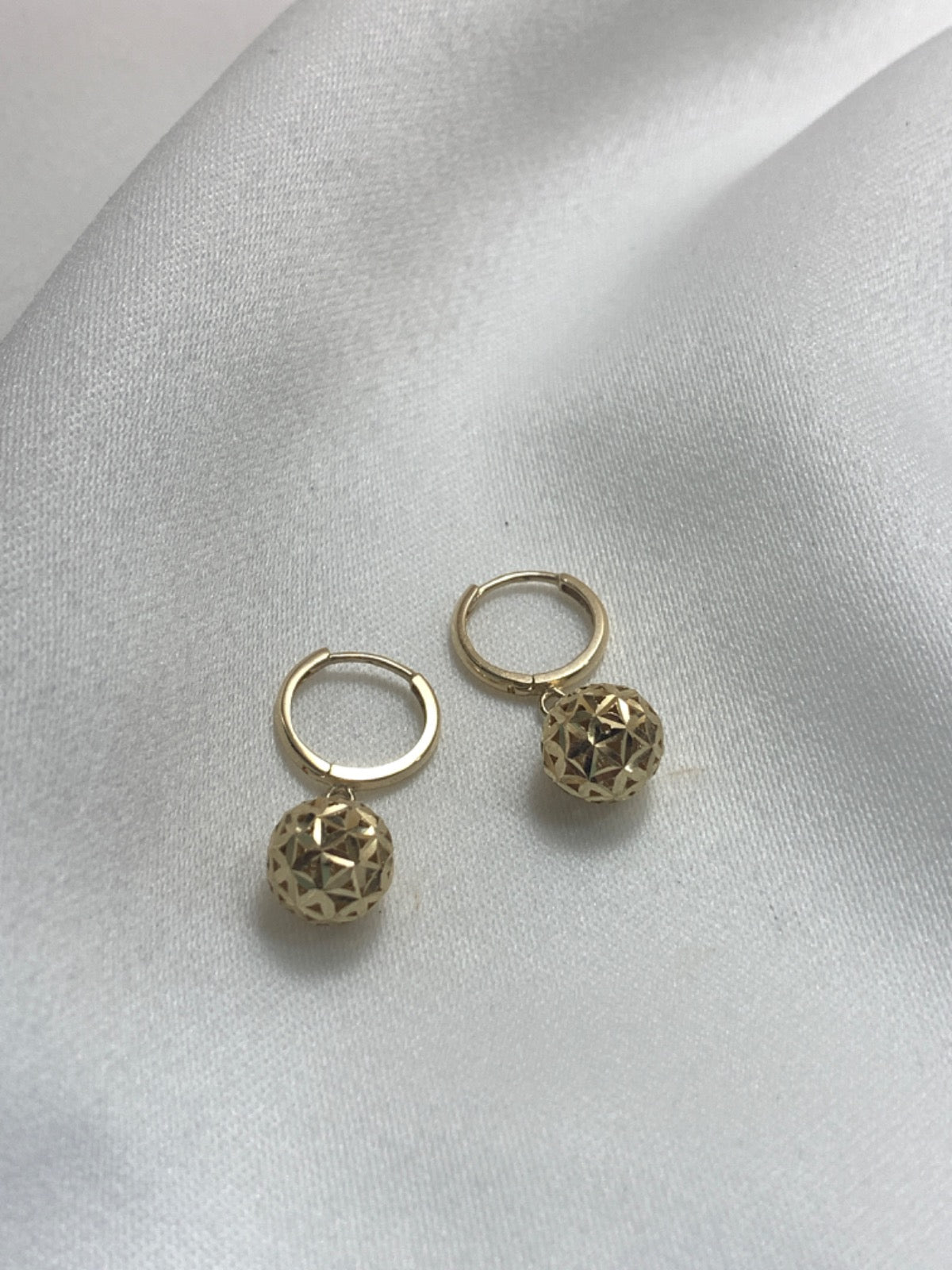 14K Yellow Gold Earring