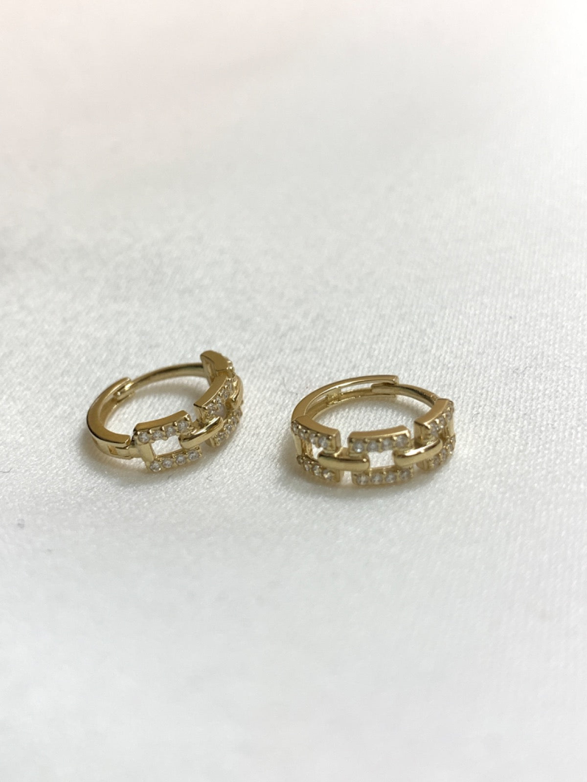14K Yellow Gold Earring with CZ