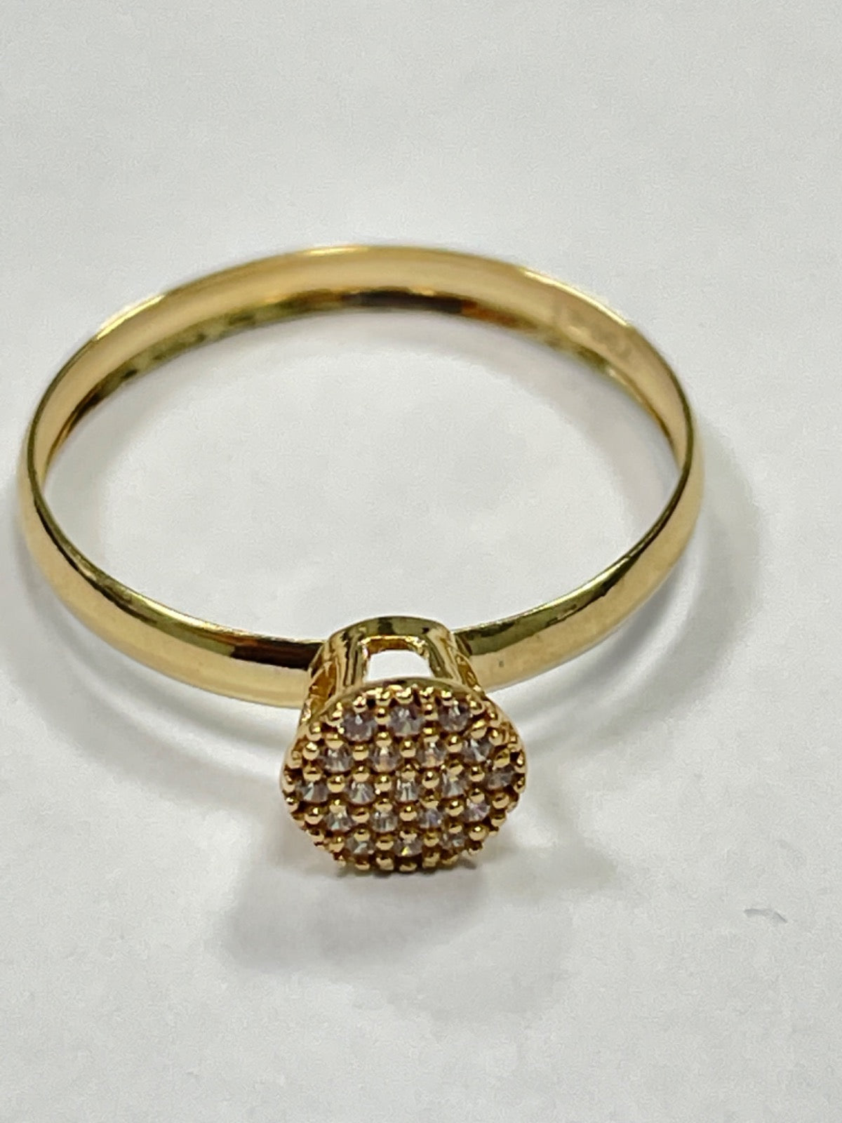 18K Yellow Gold Round Ring with CZ