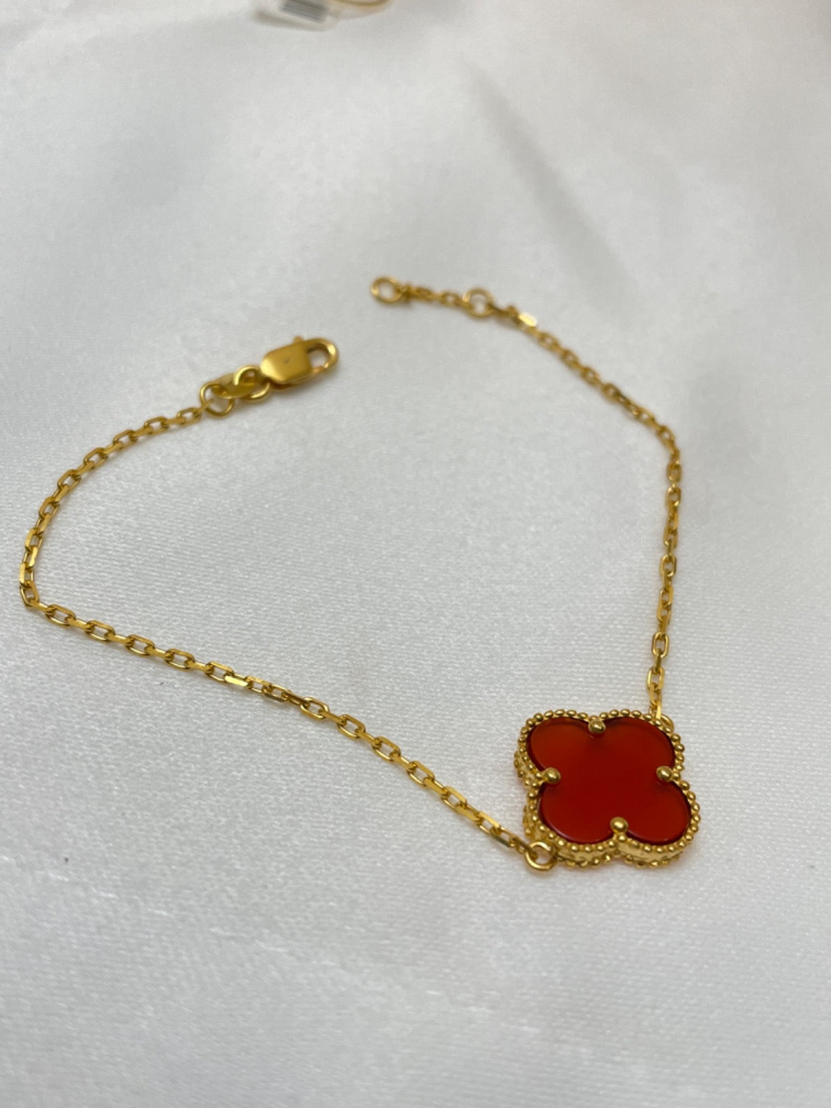 18K Yellow Gold Clover Bracelet