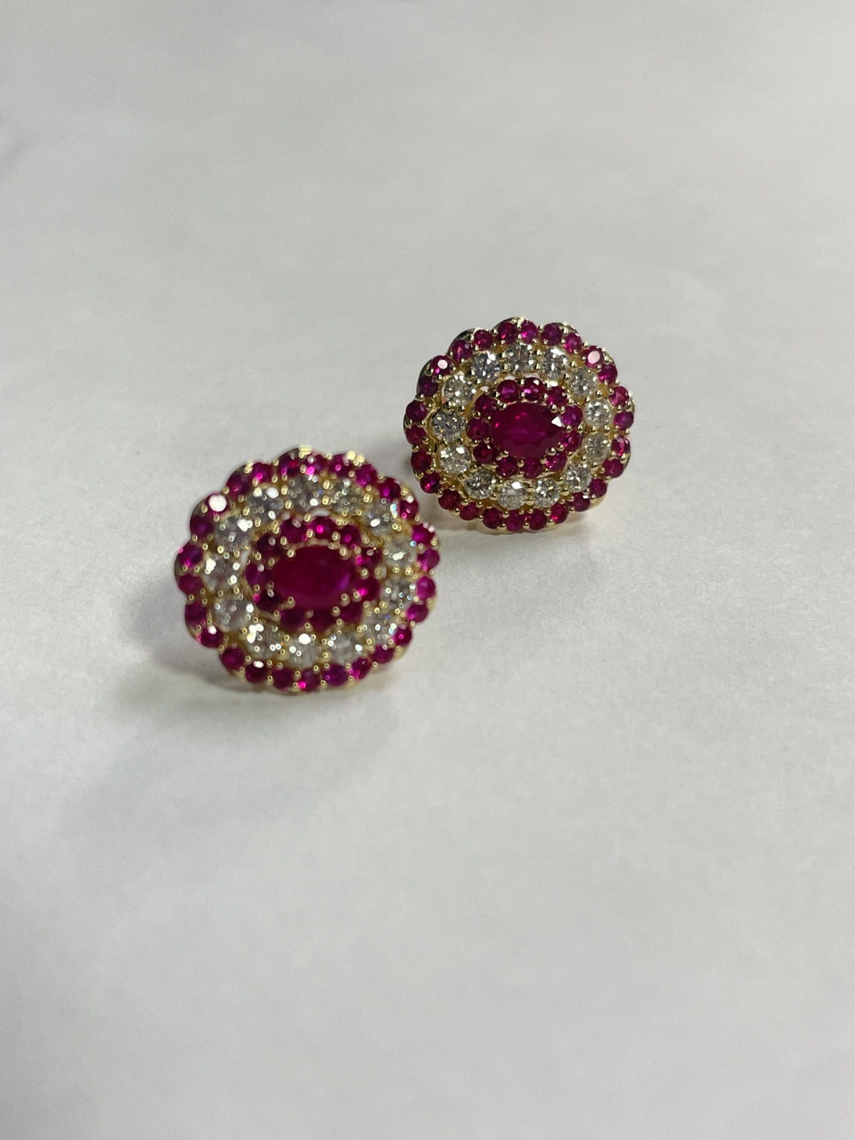 14K Yellow Gold Earring with Diamond and Ruby