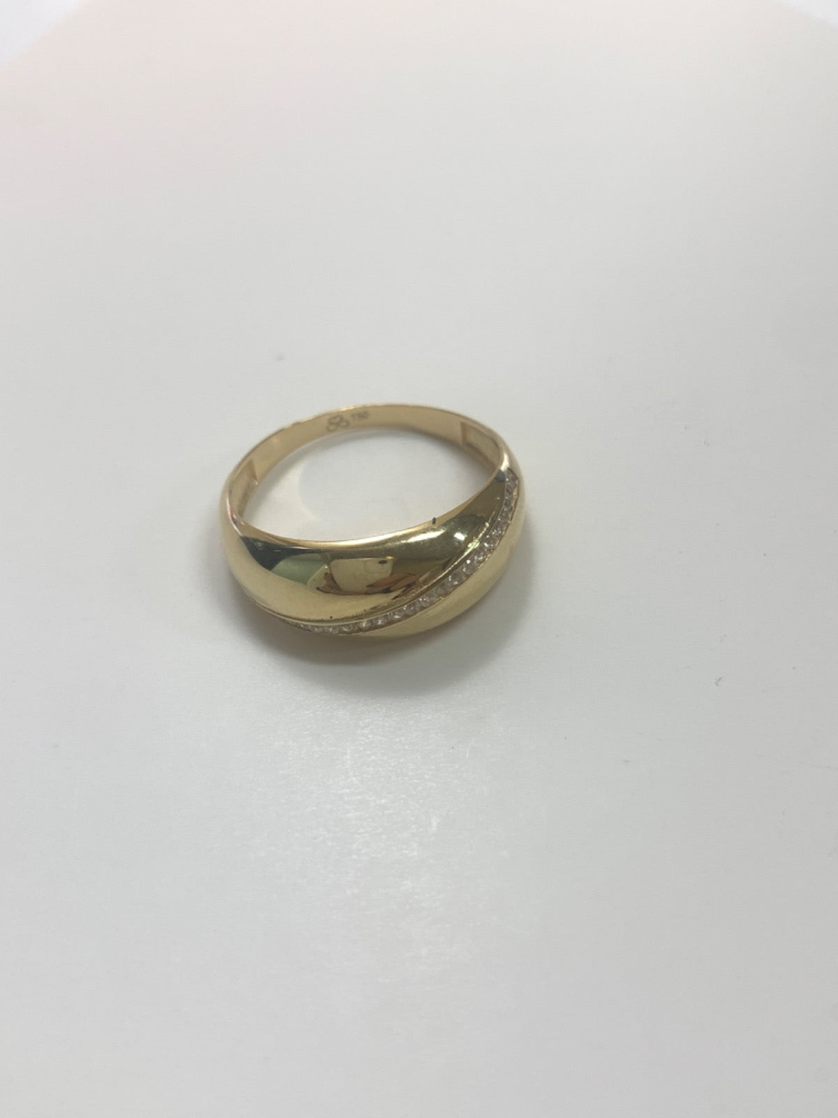 18K Yellow Gold Ring with CZ