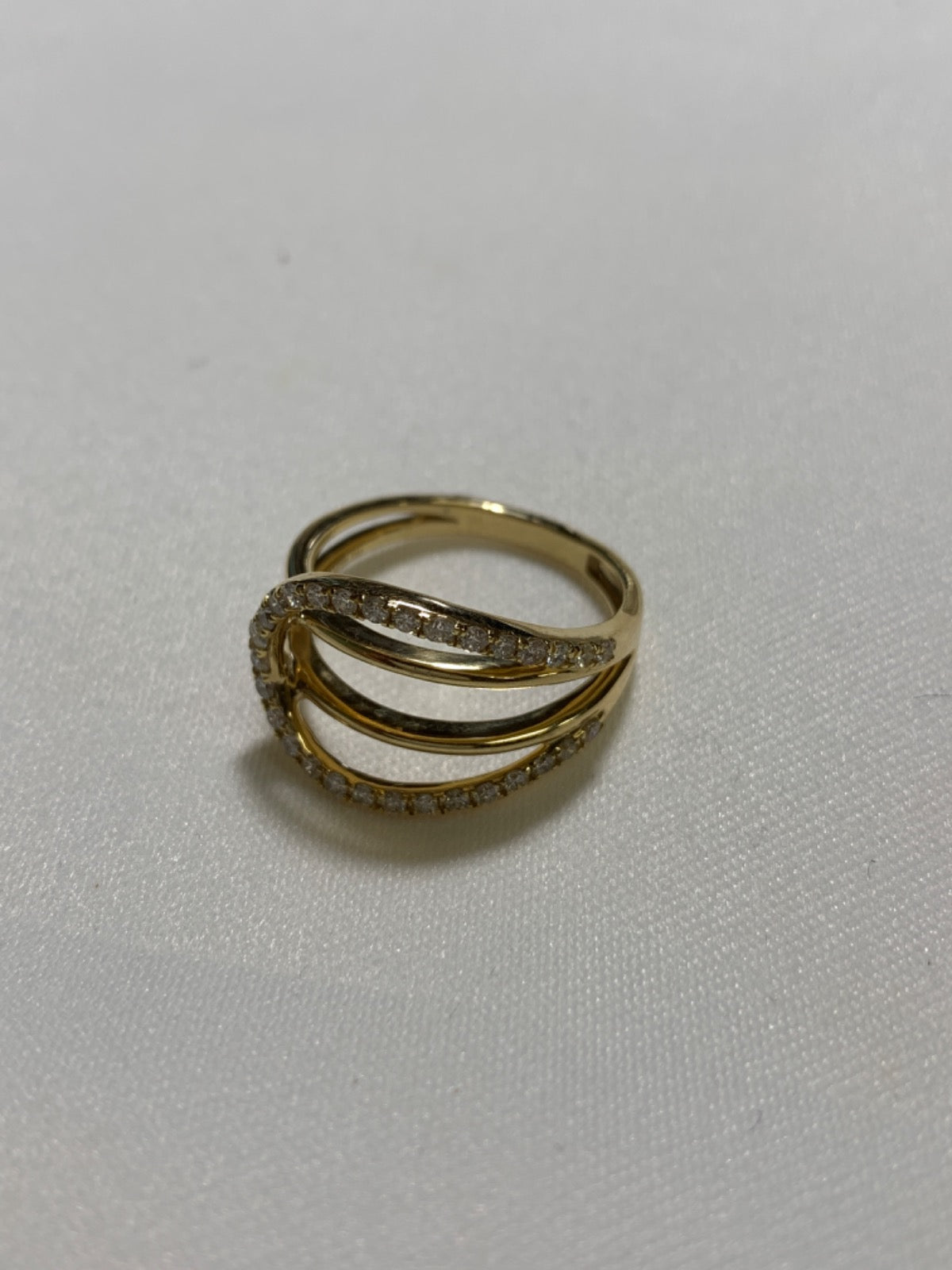 14K Yellow Gold Ring with Diamond