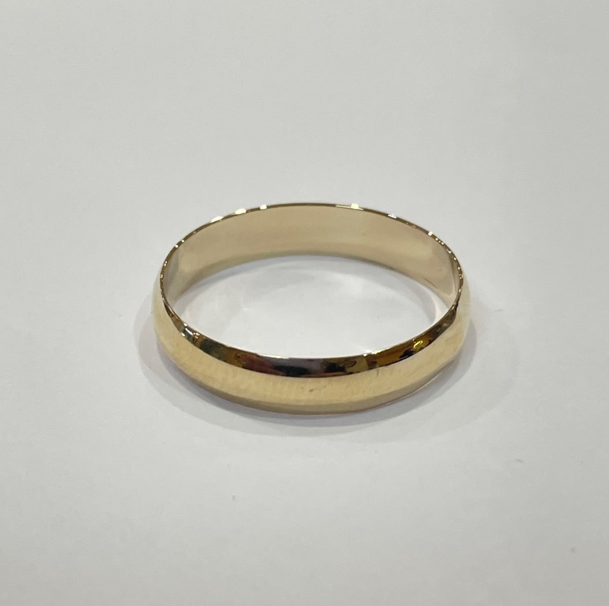 14K Yellow Gold Wedding Band