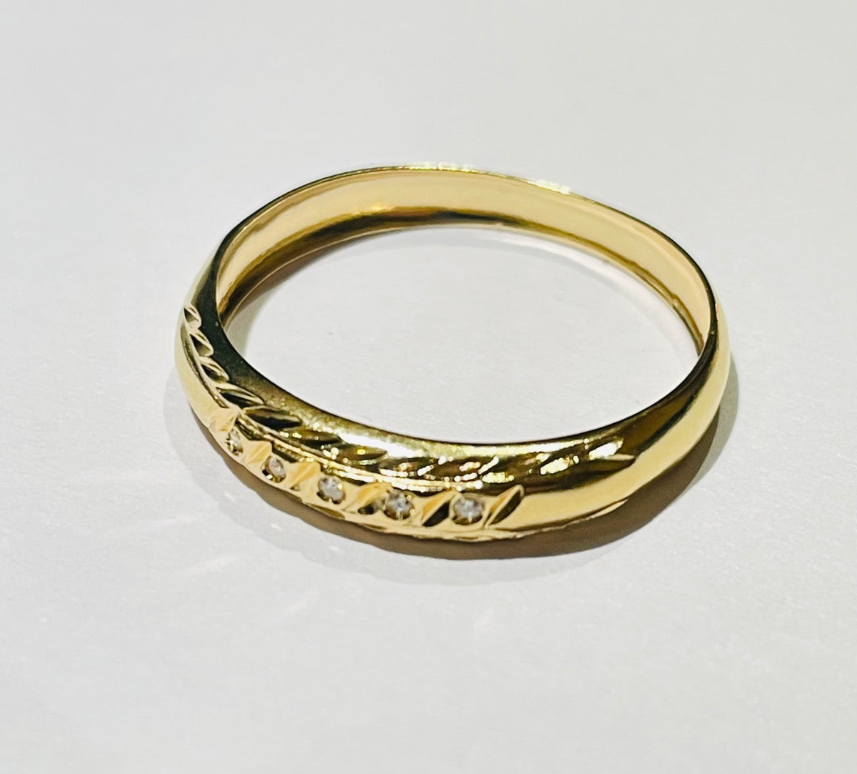 18K Yellow Gold Ring with CZ