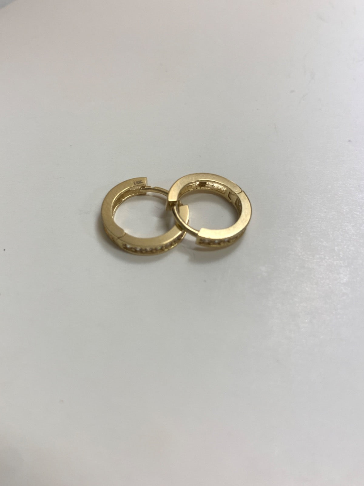 18K Yellow Gold Earring with CZ