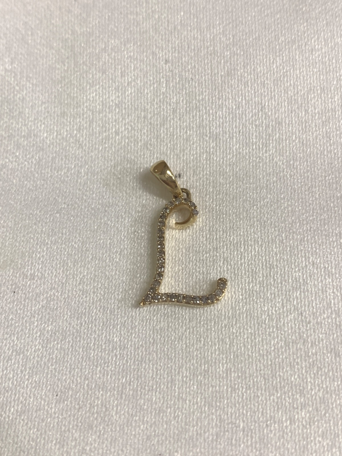 14K Yellow Gold Pendant with Diamond