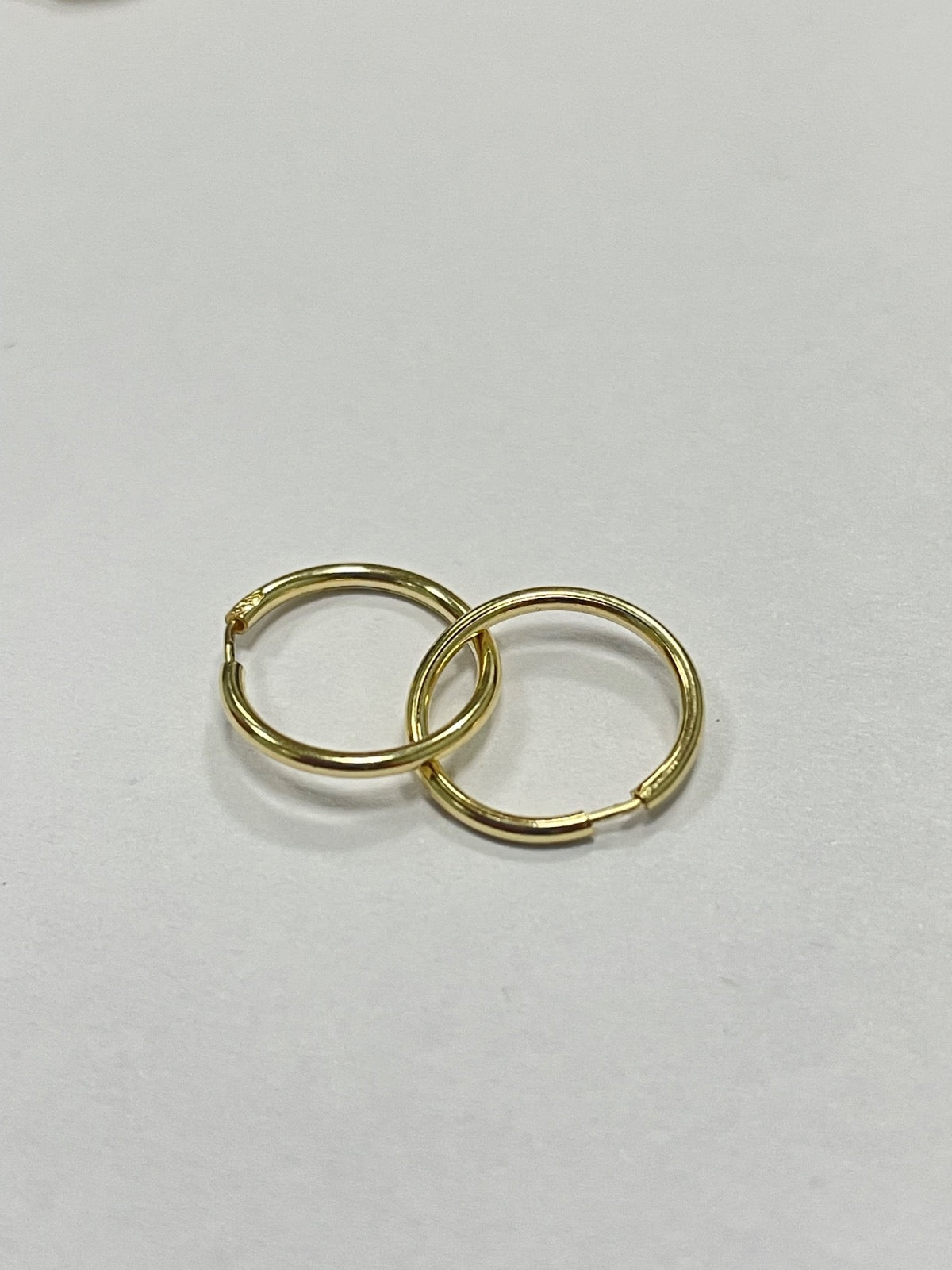 18K Yellow Gold Endless Hoop Earring