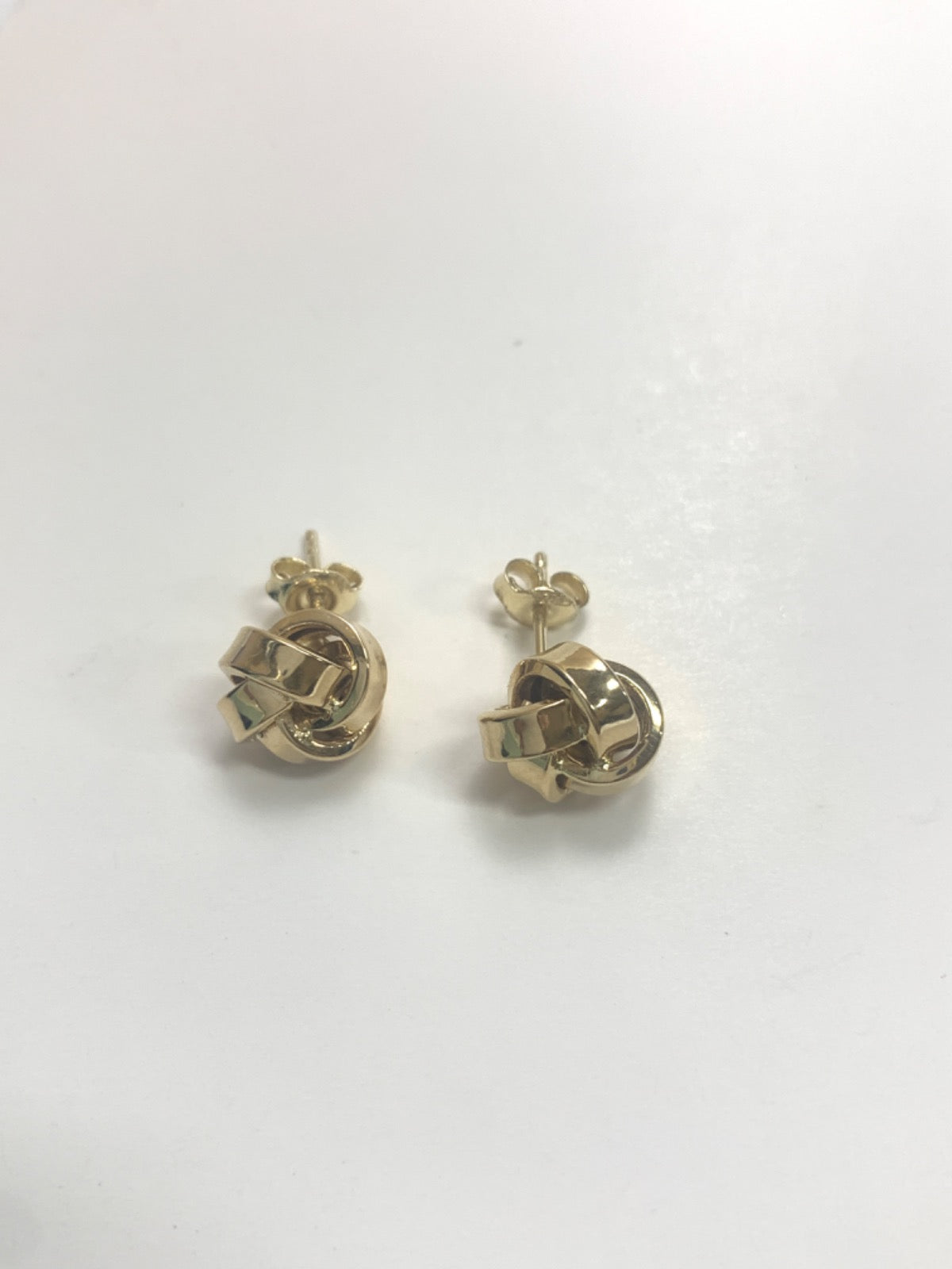 18K Yellow Gold Earring