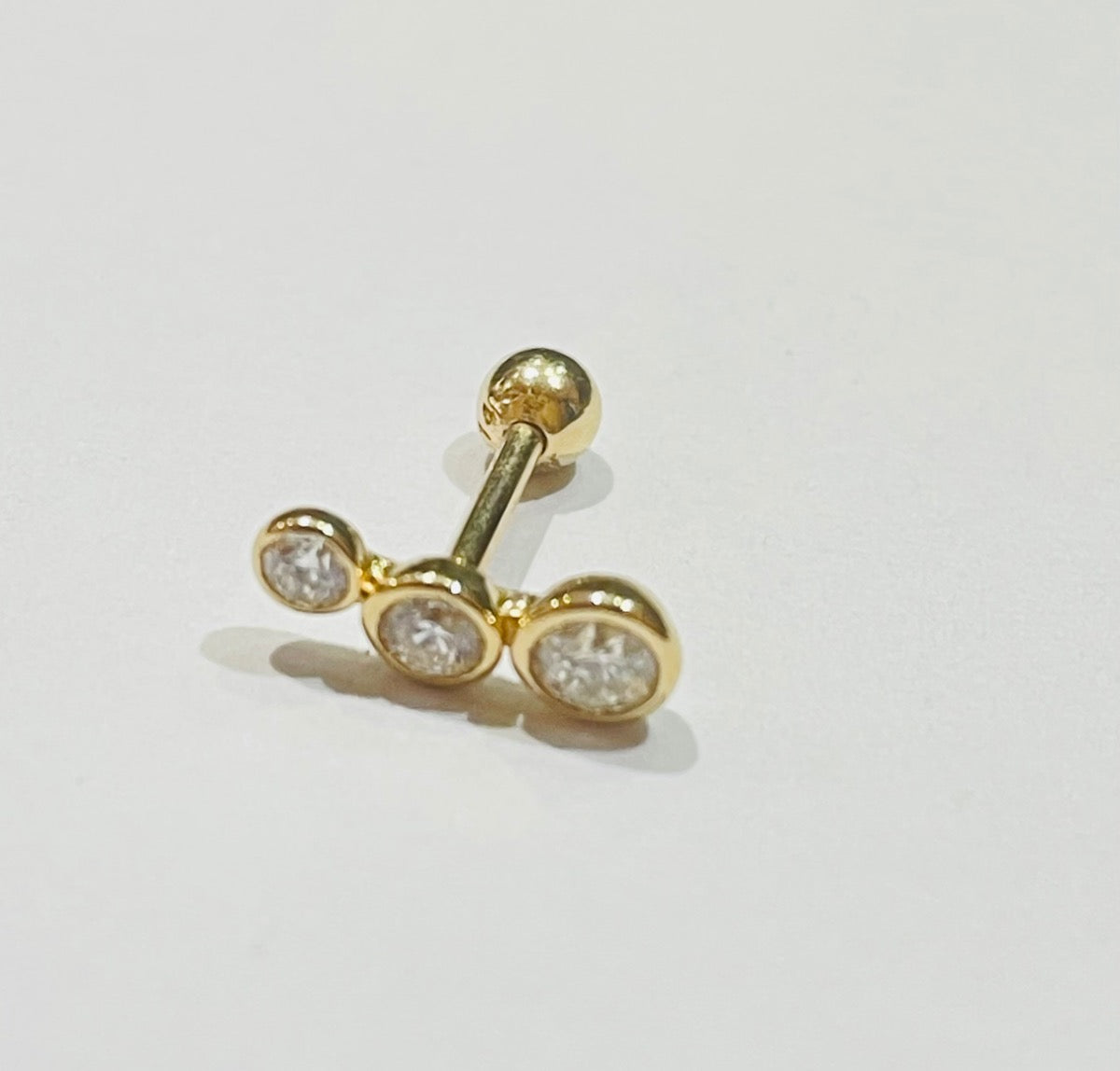 14K Yellow Gold Piercing with Diamond