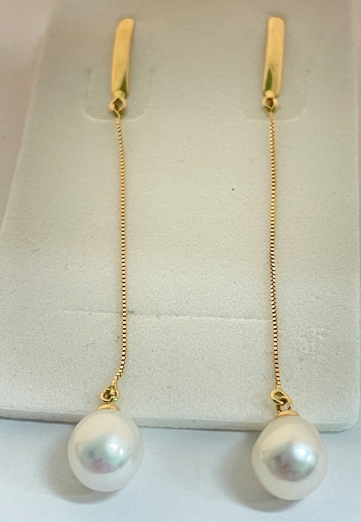 18K Yellow Gold Earring with Pearl