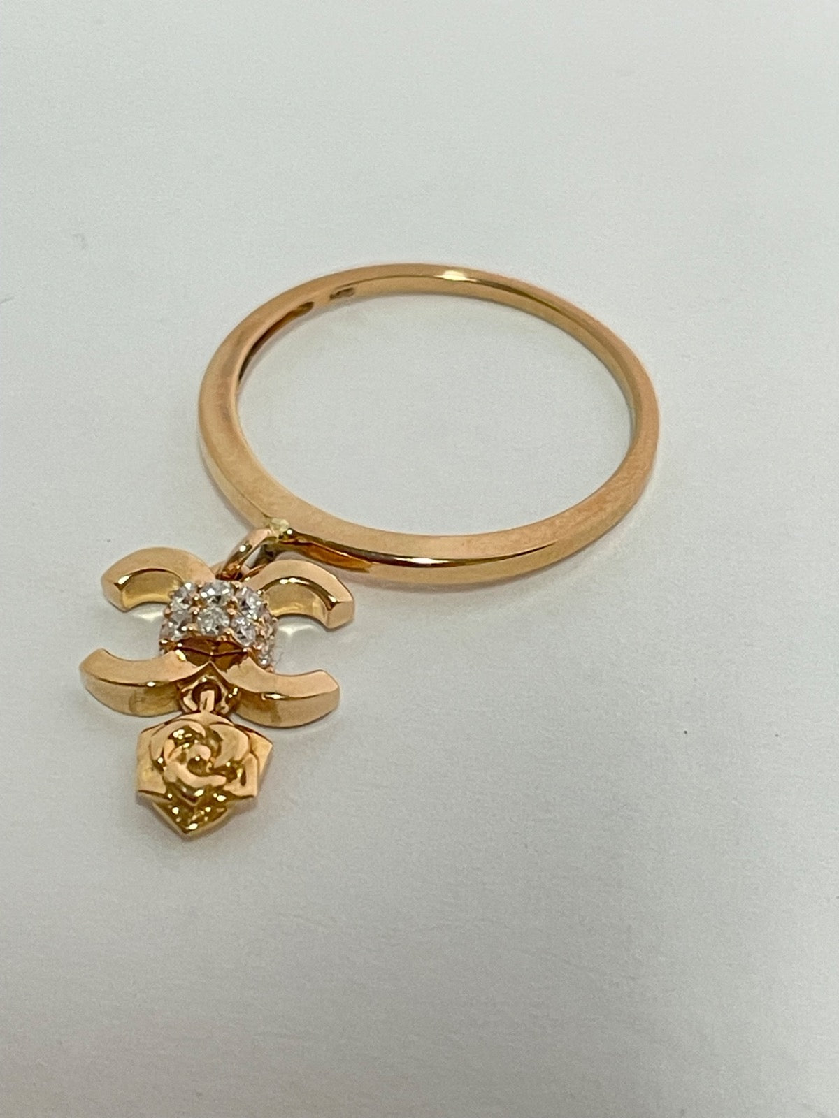 18K Rose Gold Ring with Diamond
