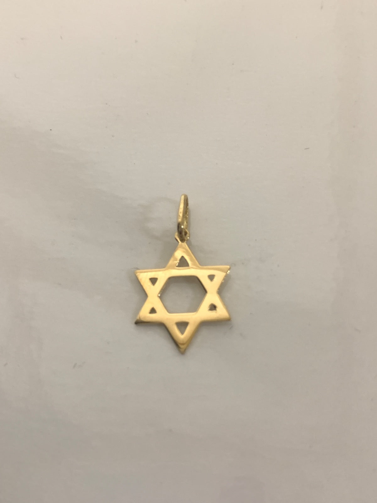 18K Yellow Gold Pendant