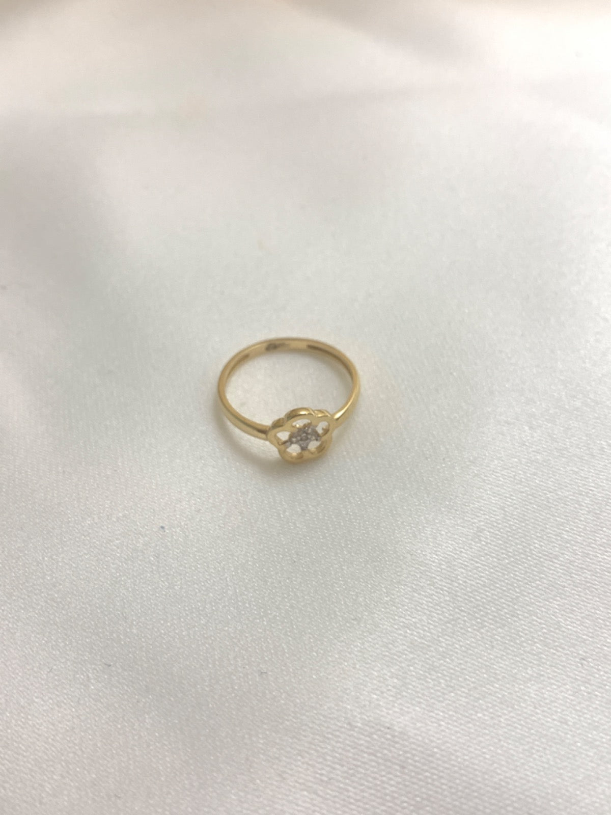 18K Yellow Gold Ring with CZ