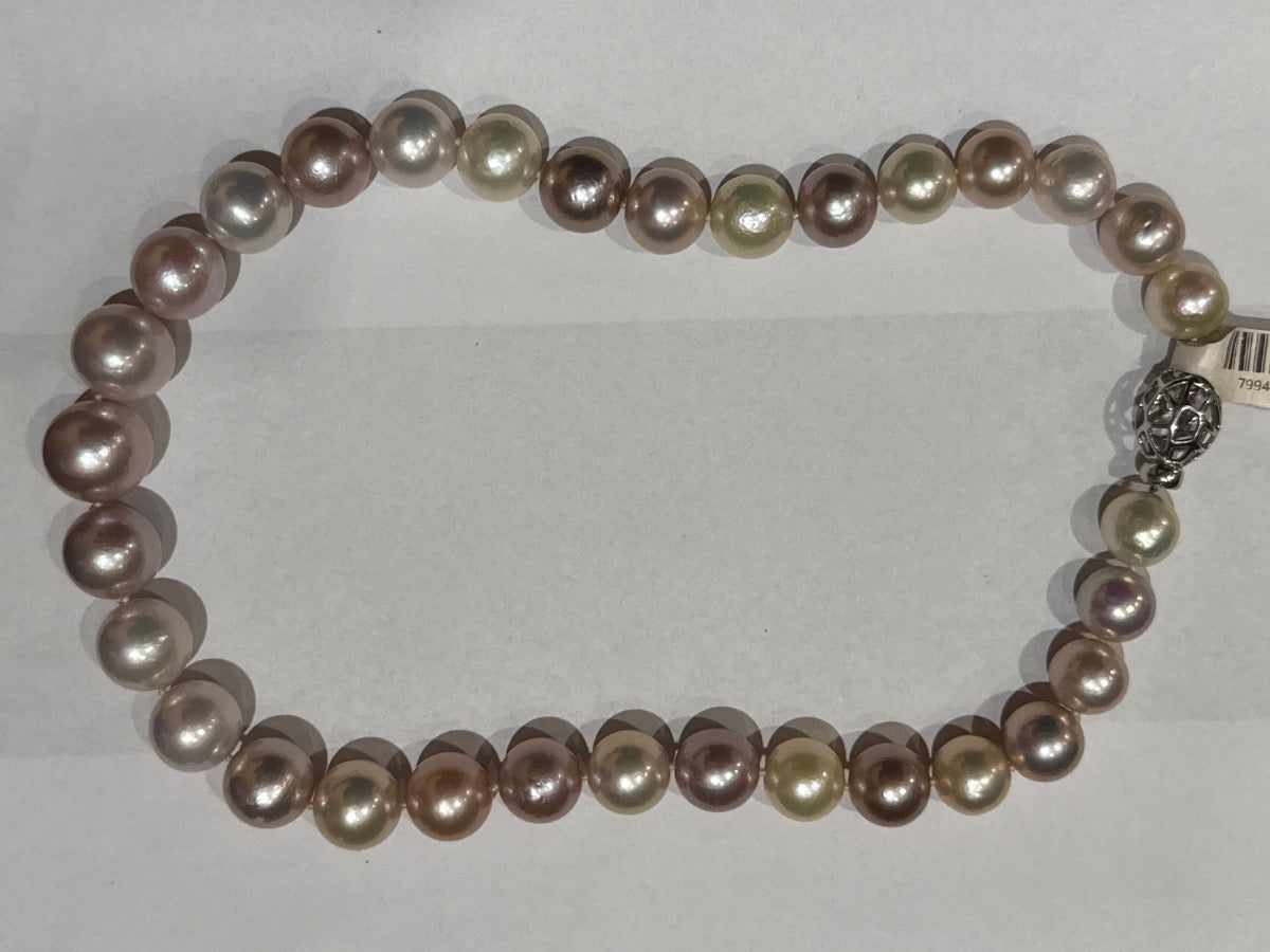 White Silver Necklace with Pearl
