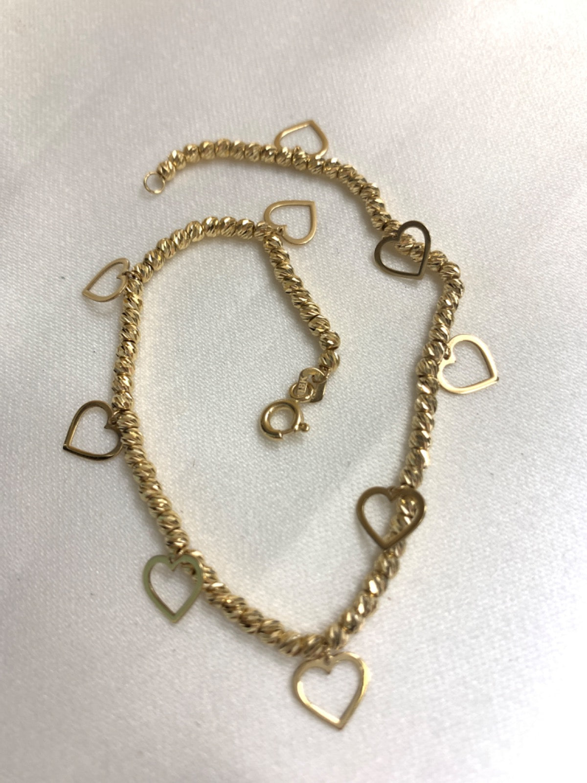 18K Yellow Gold Heart Bracelet