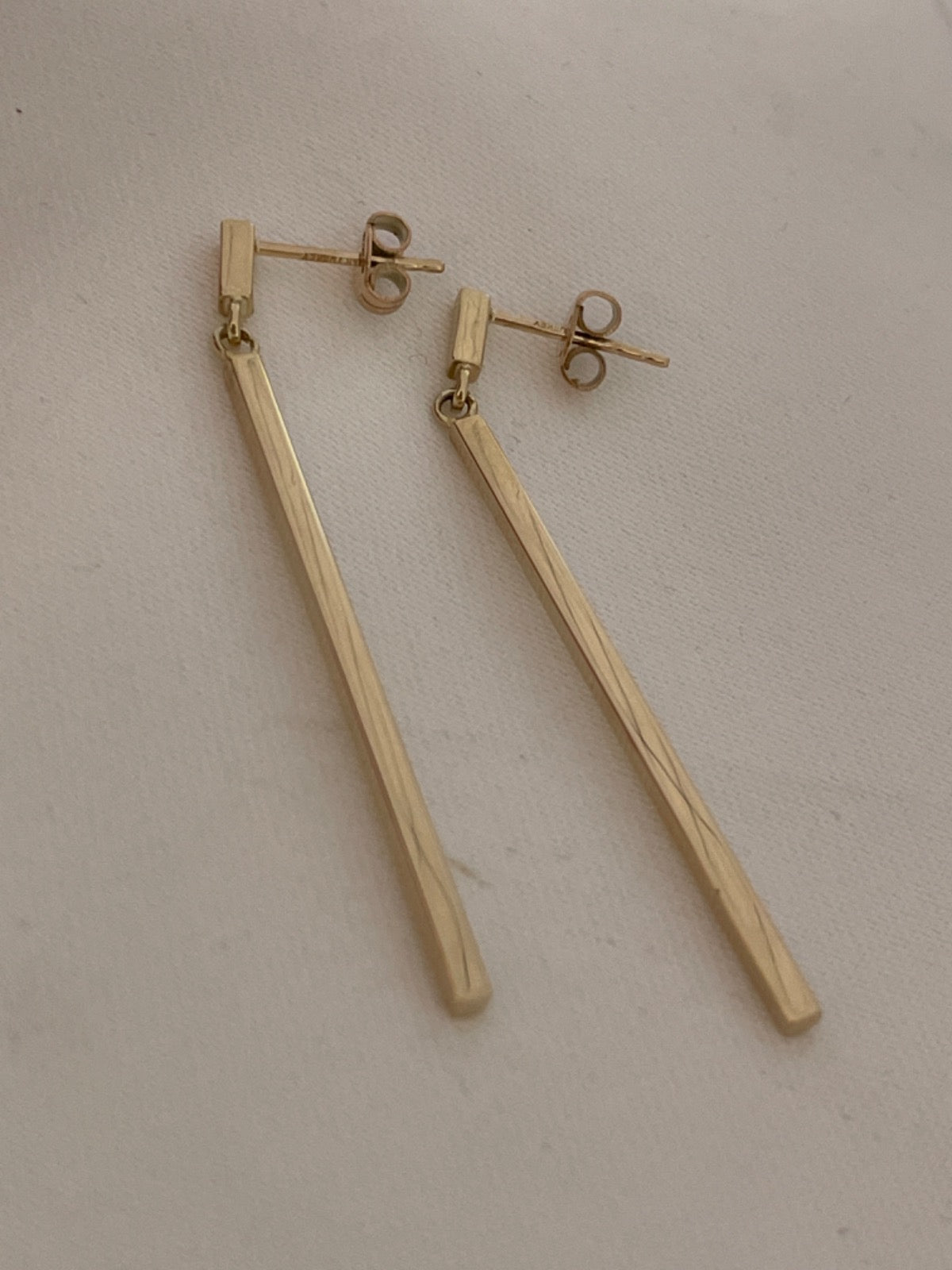 14K Yellow Gold Earring