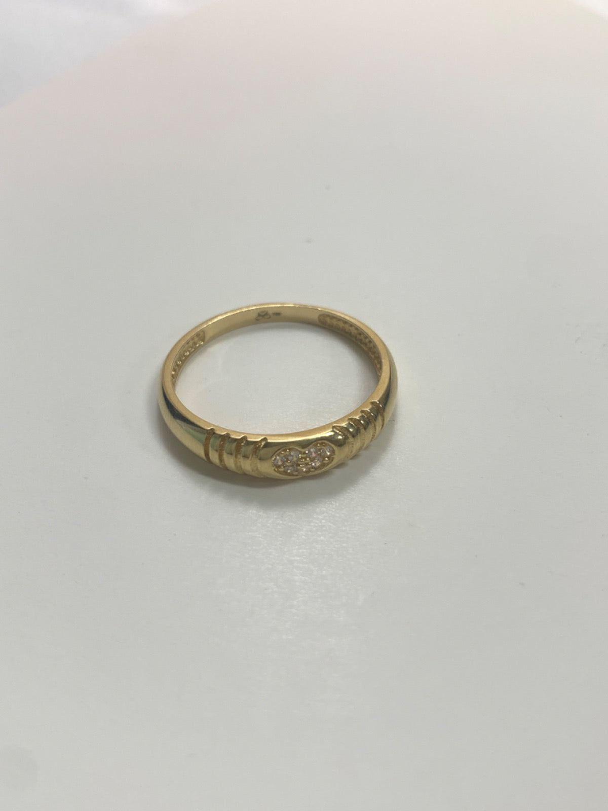 18K Yellow Gold Ring with CZ